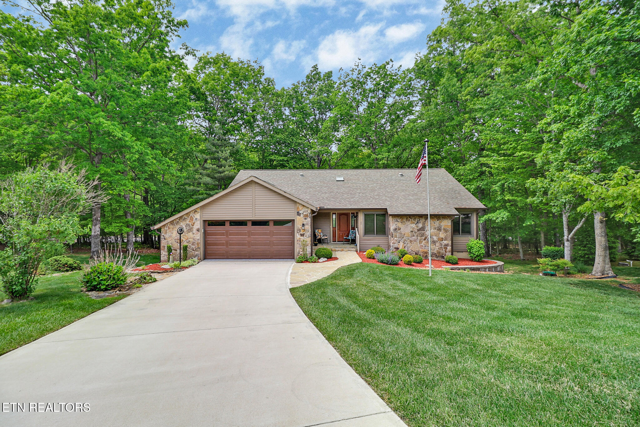 46 Heather Glen Circle — photo