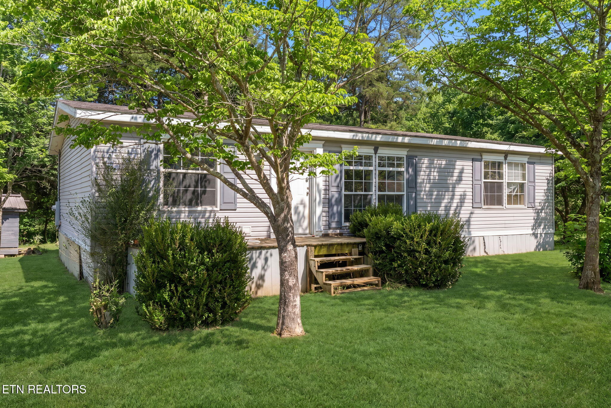 6555 General Carl W Stiner Hwy — photo