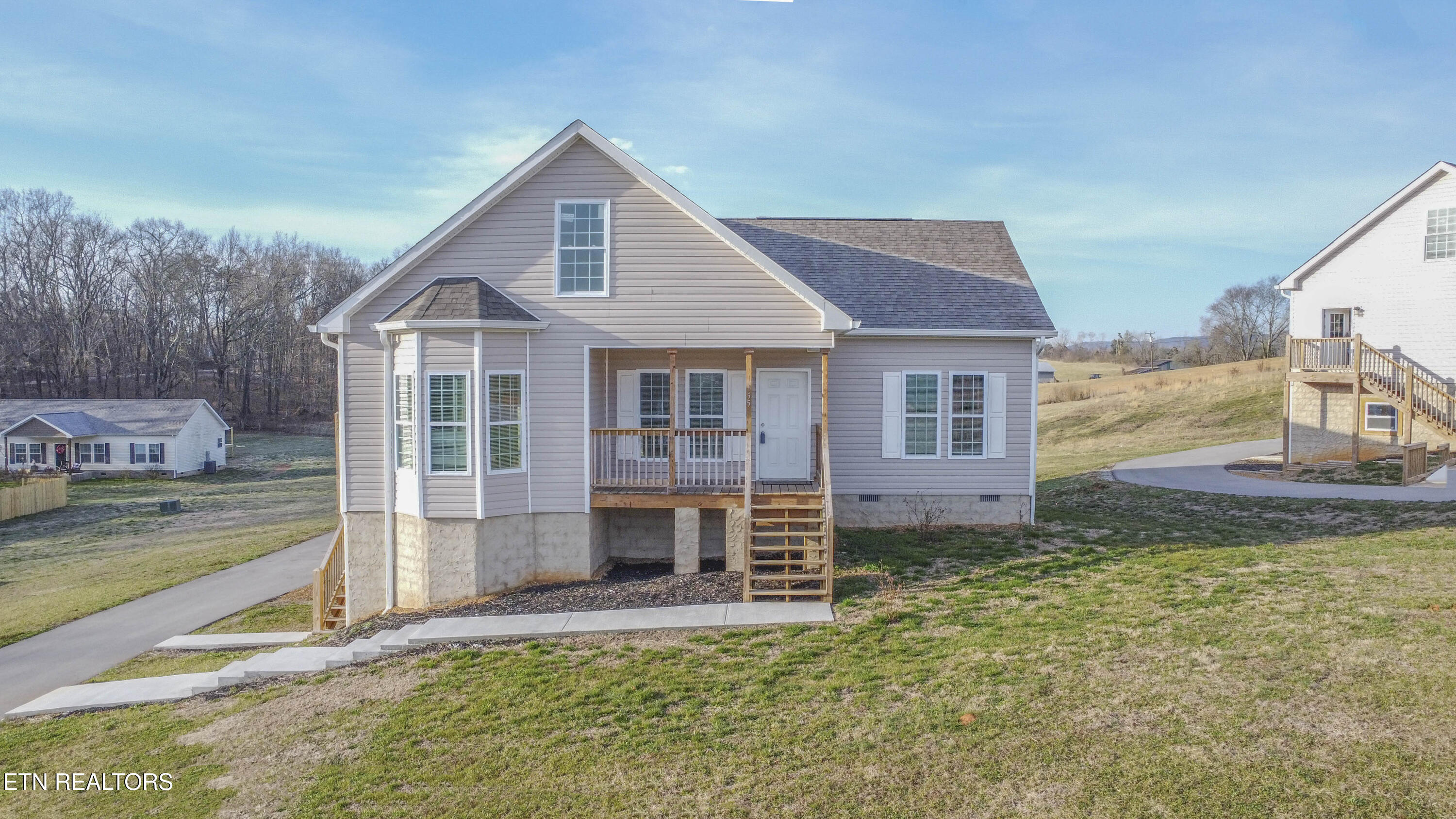 155 Waters Edge Drive — photo