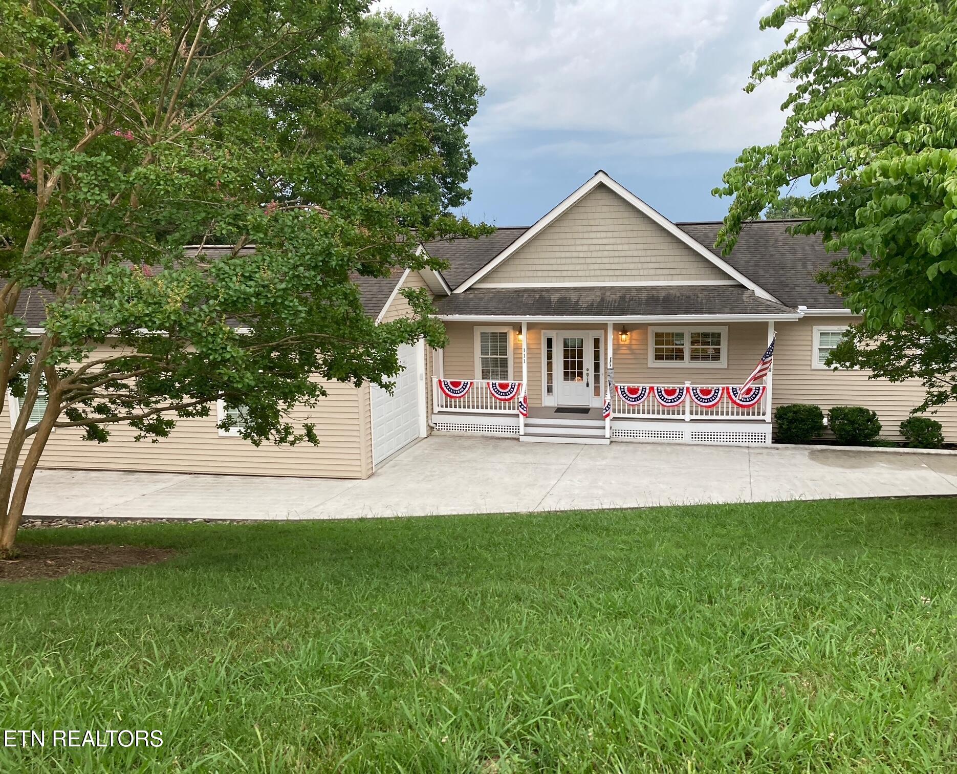 111 Deer Run Point — photo