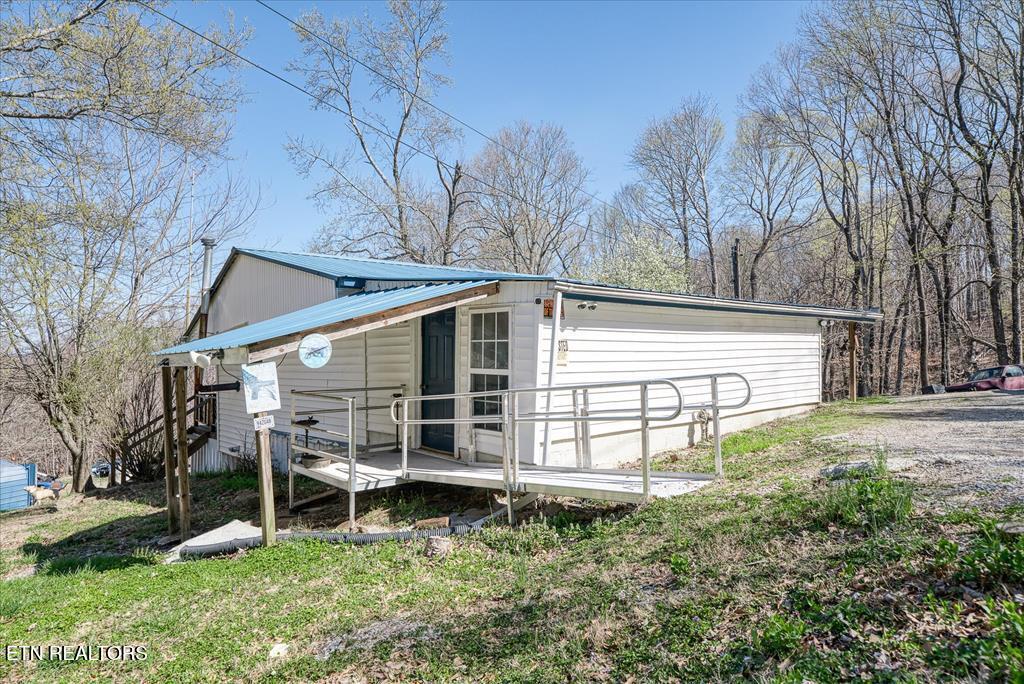 618 Old Baker Mtn Rd — photo