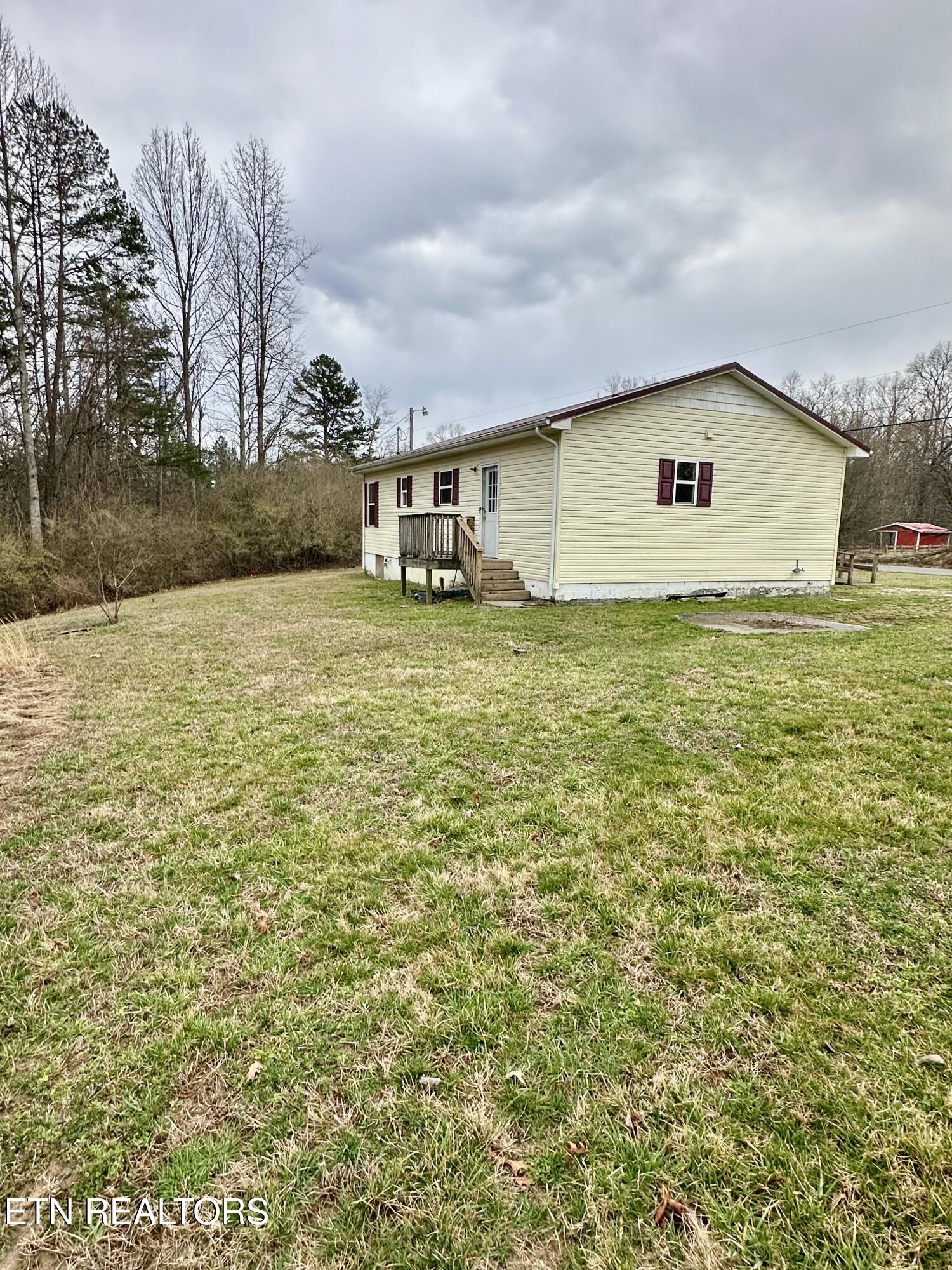 1442 Rome Rd, Lancing, TN 37770 — photo 2