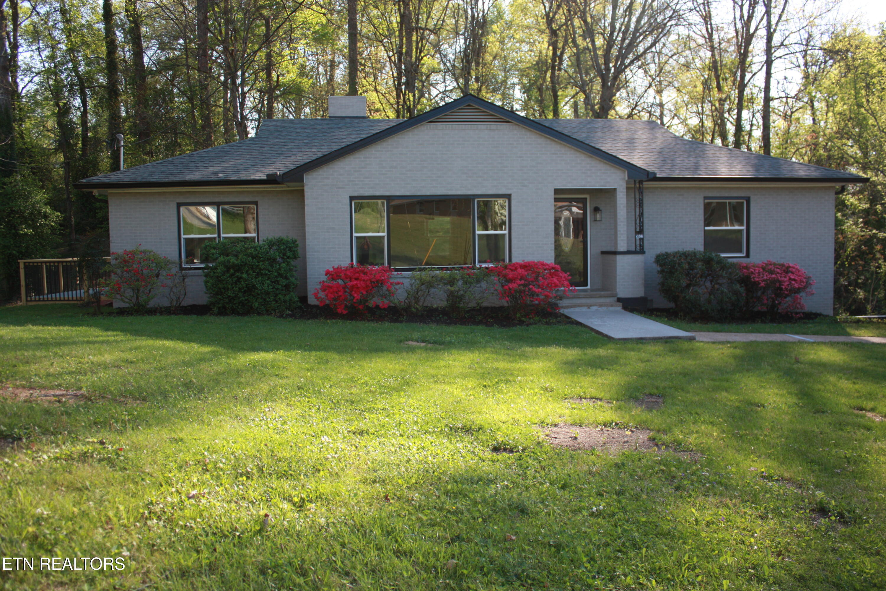 5632 Magazine Rd — photo