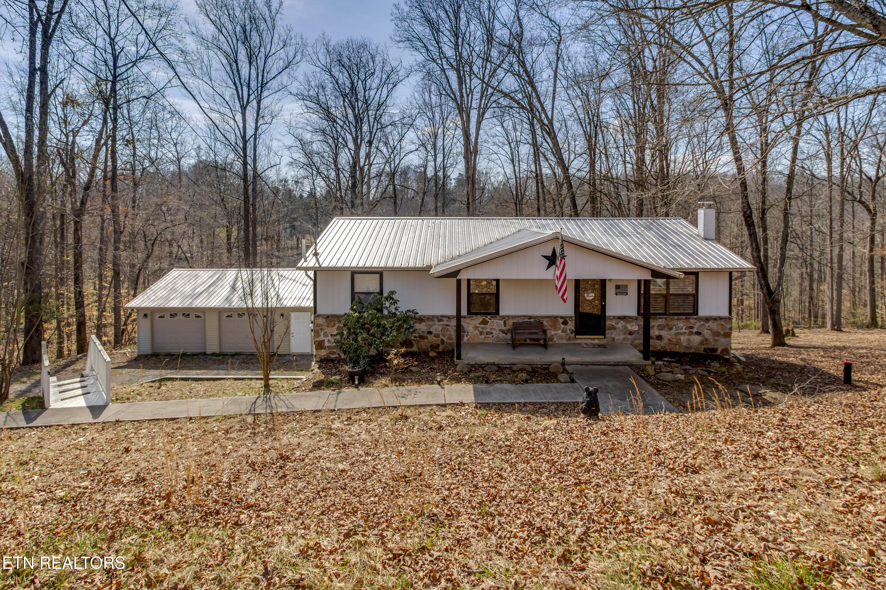 521 Sourdough Hollow Rd — photo