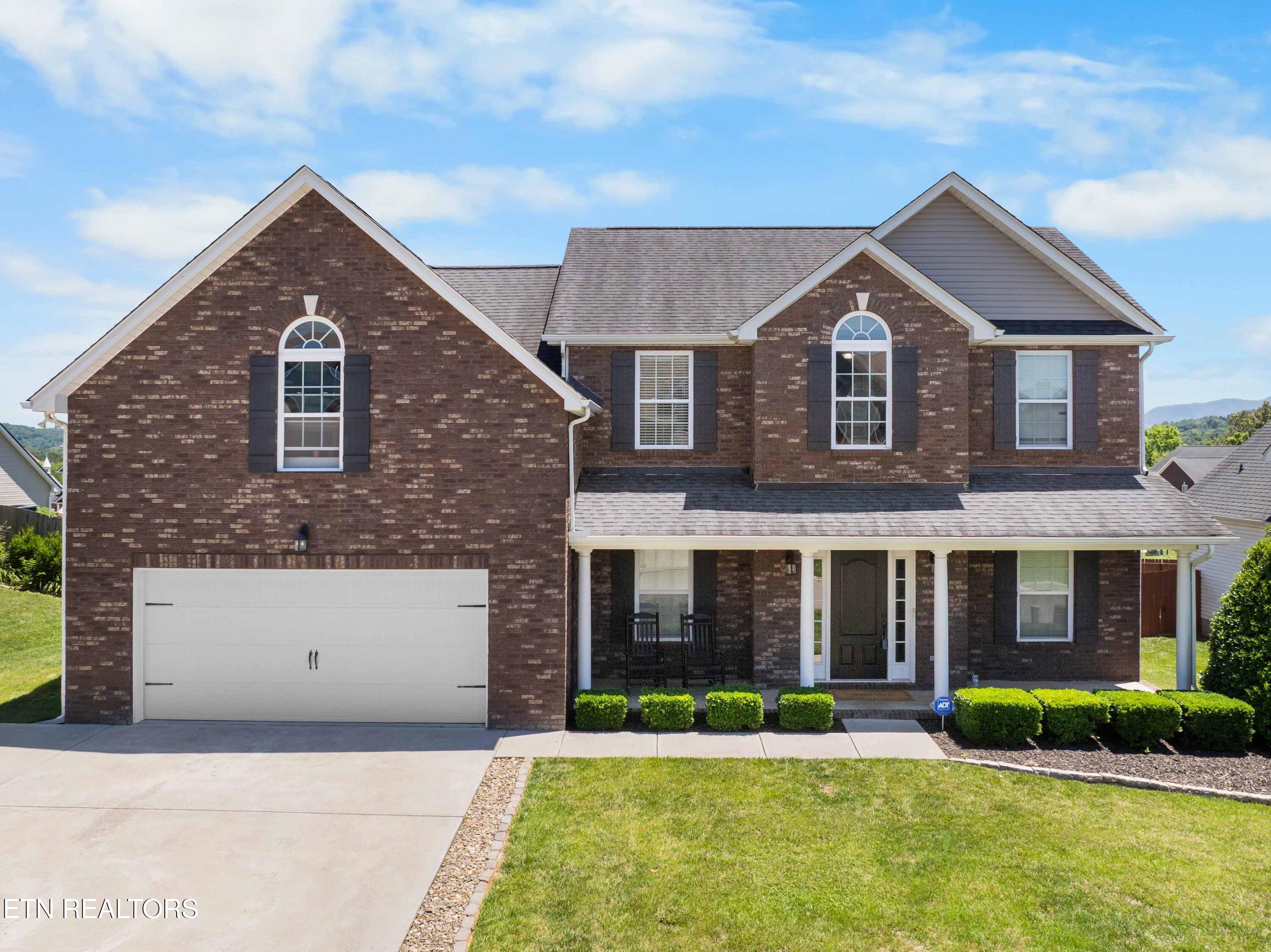 2851 Southwinds Circle — photo