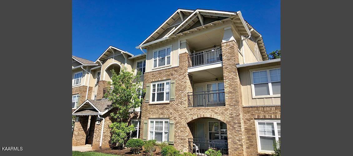 1122 Tree Top Way Apt 1223 — photo