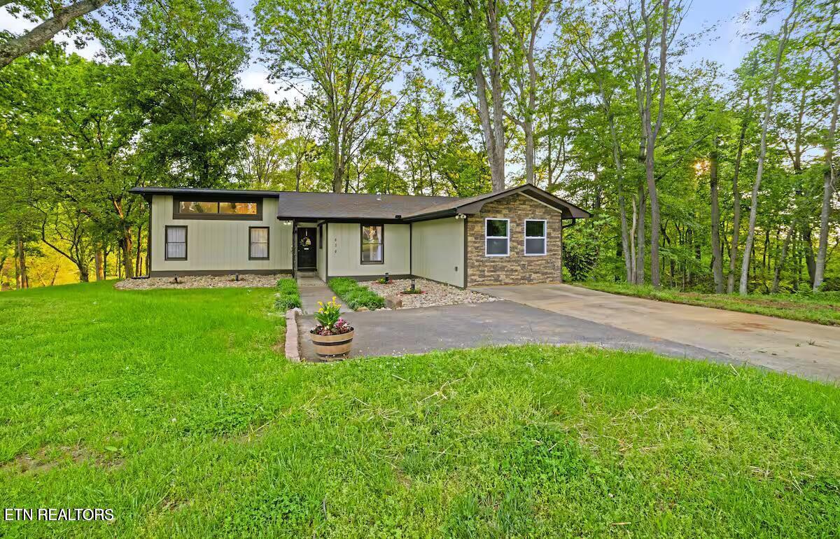 630 Ancient Oaks Court — photo