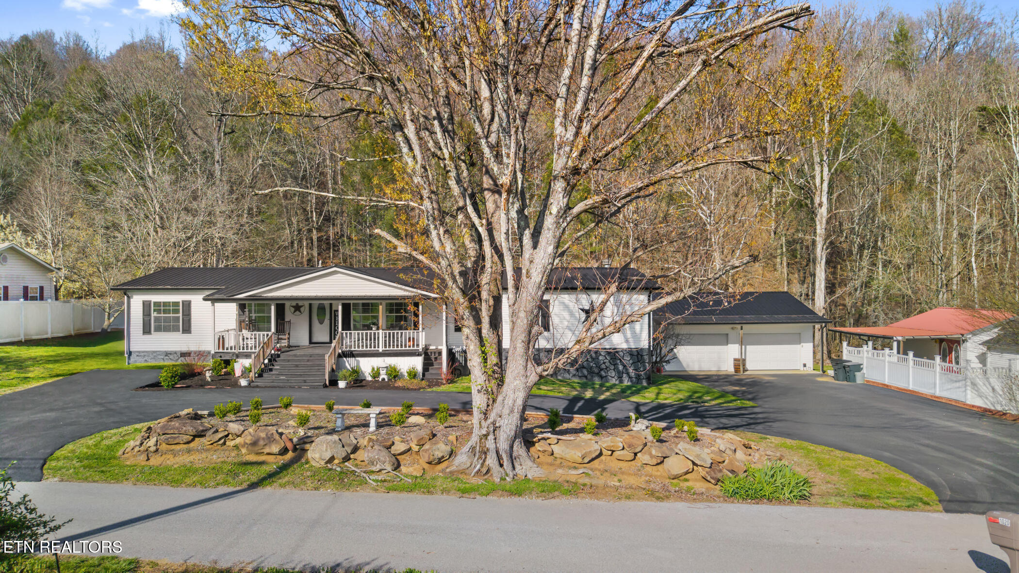 1020 Cox Circle — photo