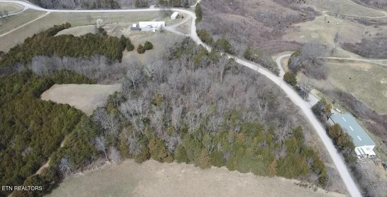 Bear Creek Rd Off Rd, Bybee, TN 37713
