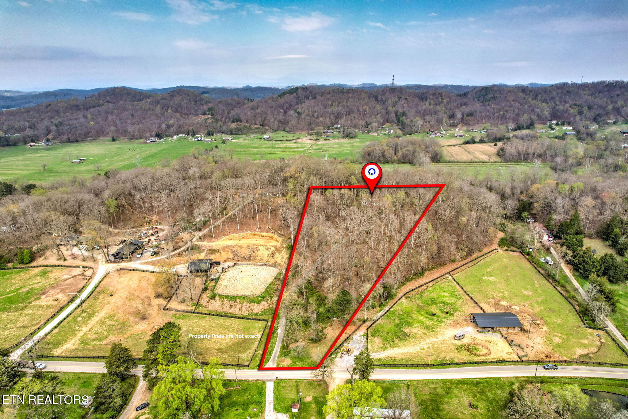 207 Strader Rd, Powell, TN 37849 — photo 3