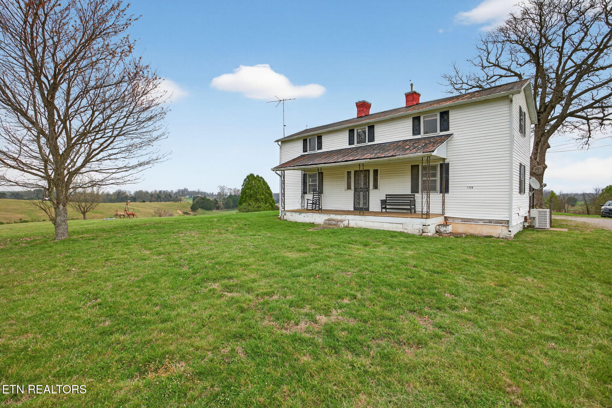 1298 S Bunker Hill Rd — photo
