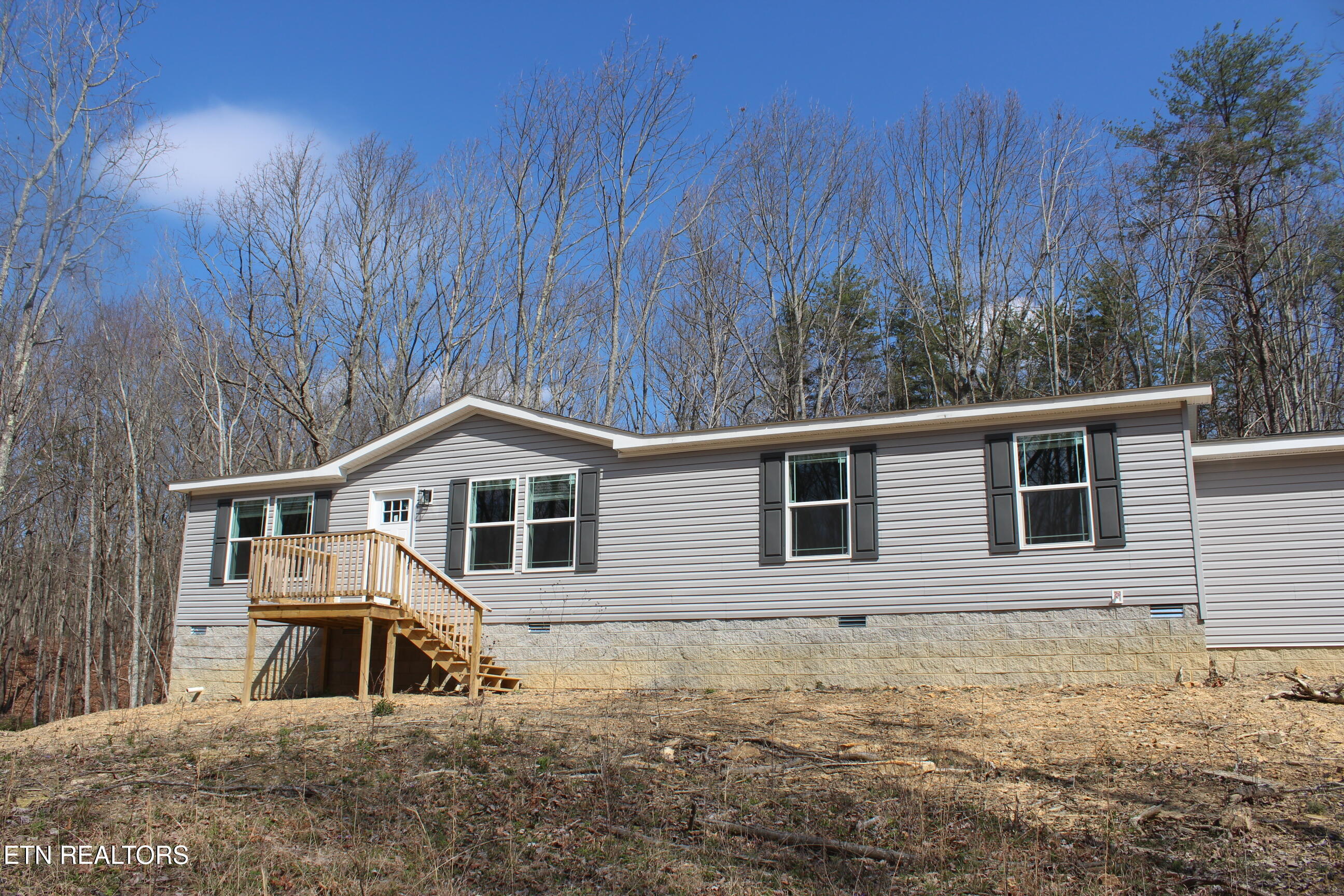 60 Longview Lane — photo