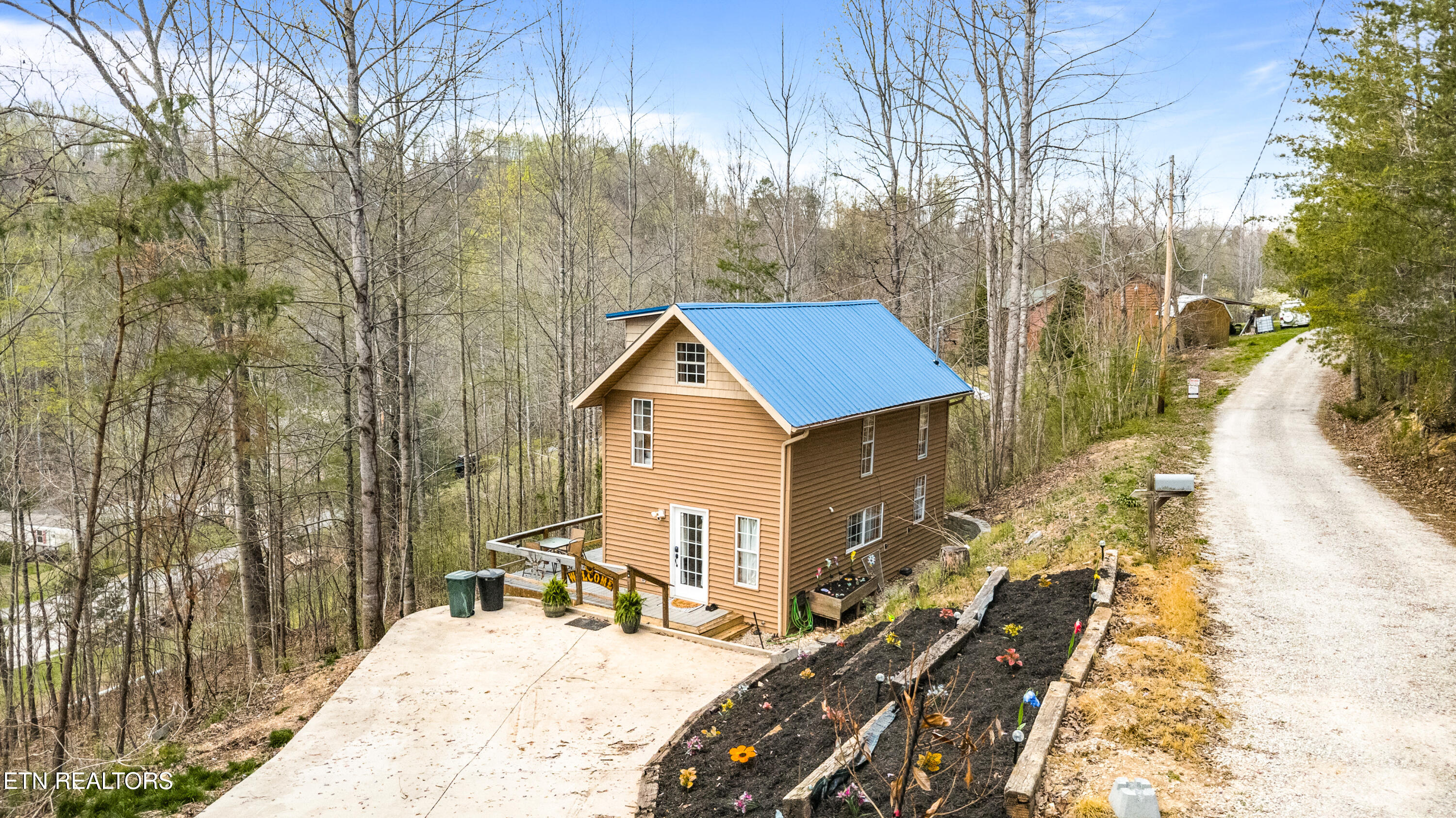 517 Easter Lane — photo