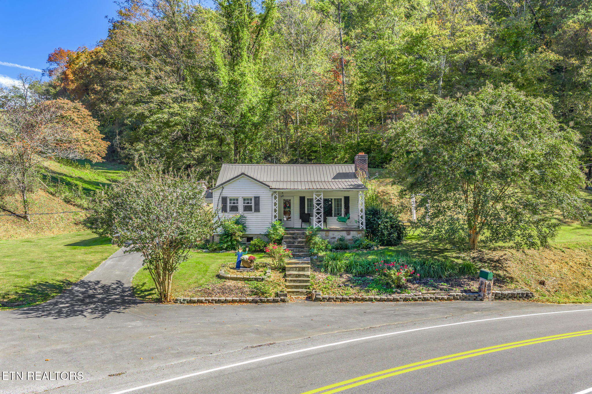 858 N Shiloh Rd — photo