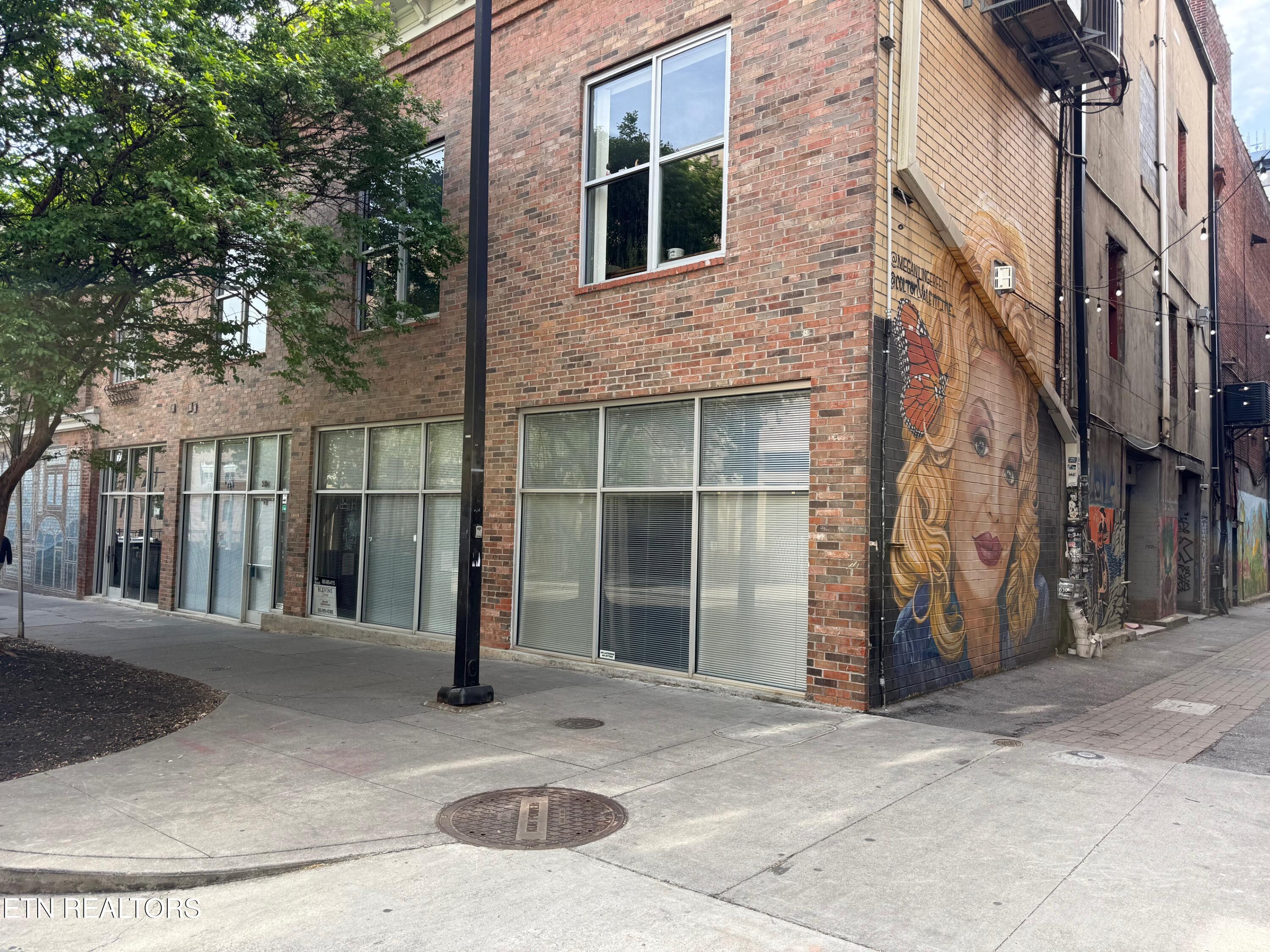 306 Wall Ave 12 — photo