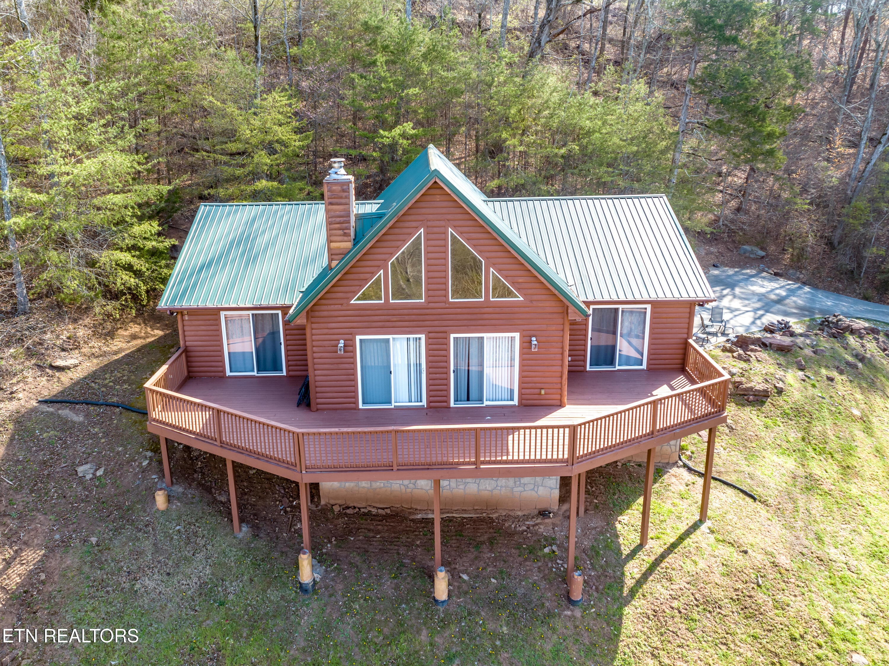 419 Larayne Hollow Rd — photo
