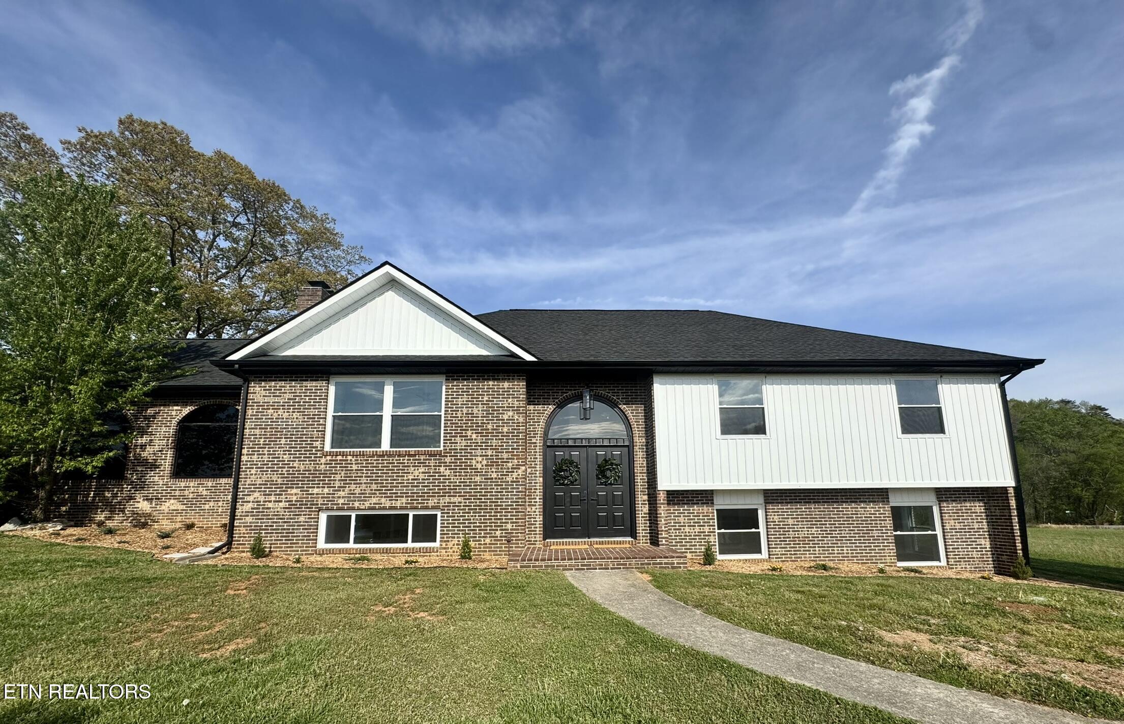 114 Happy Ending Lane — photo