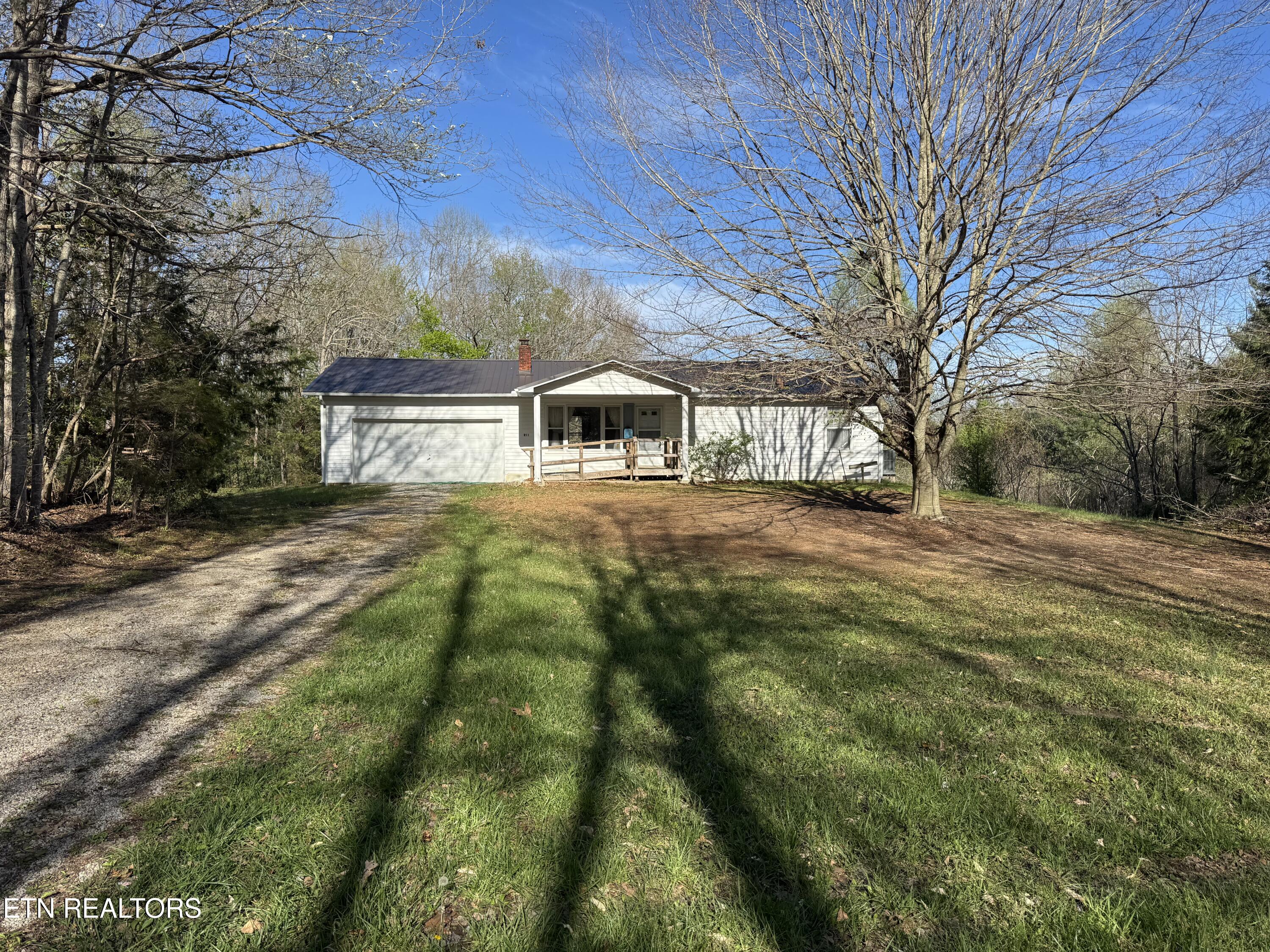 211 Black Oak Rd — photo