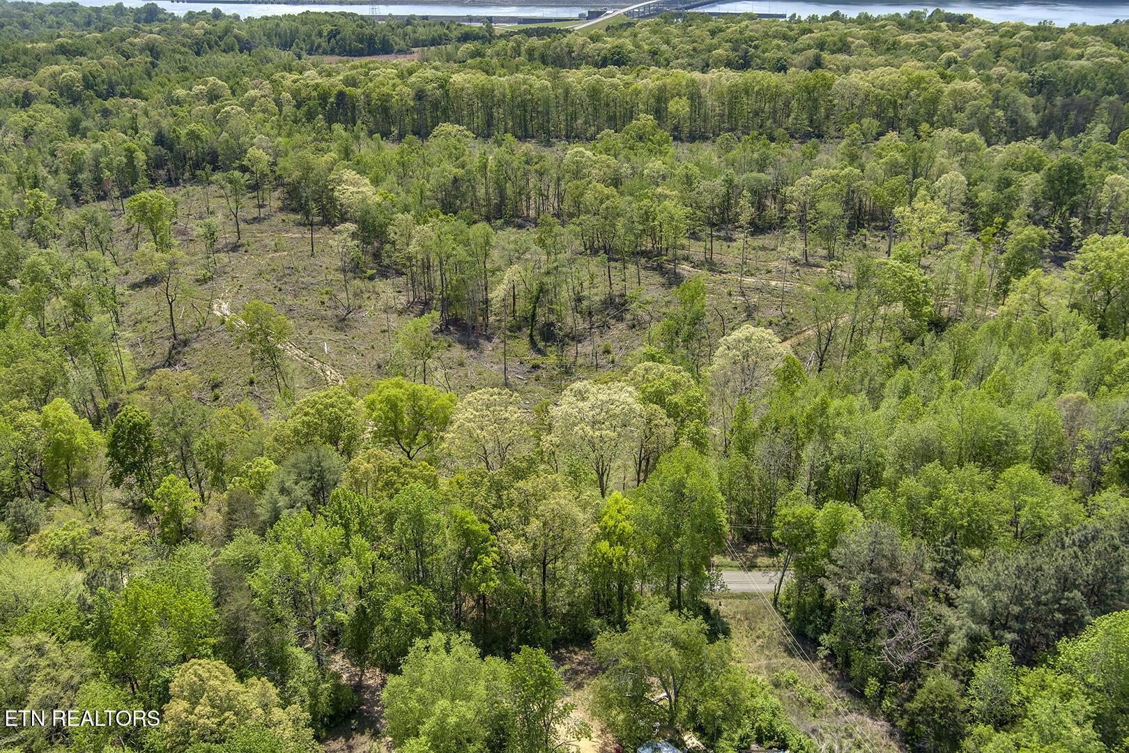 567 Oak Grove Rd, Decatur, TN 37322