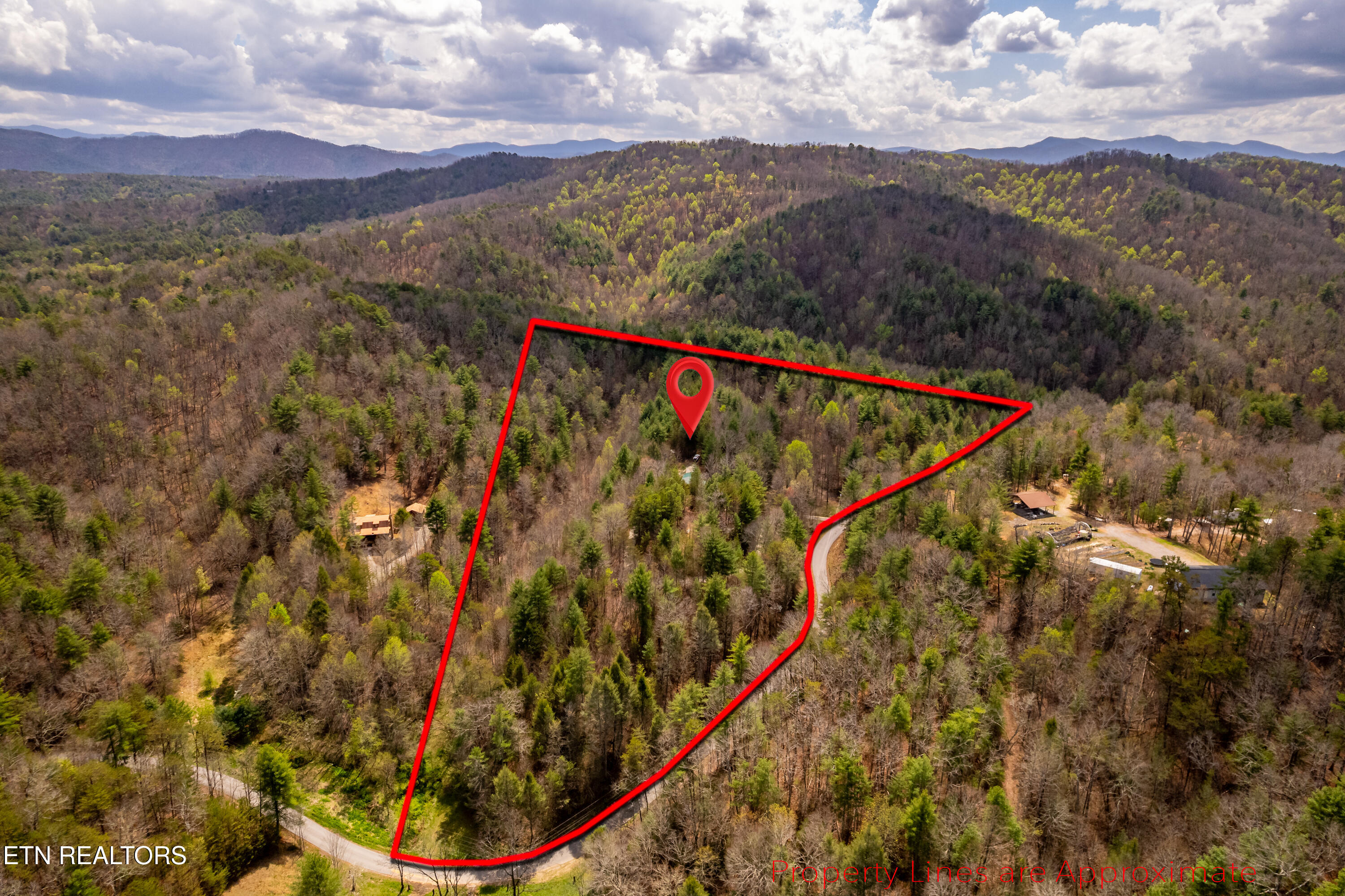 1700 Rafter Rd, Tellico Plains, TN 37385 — photo 2