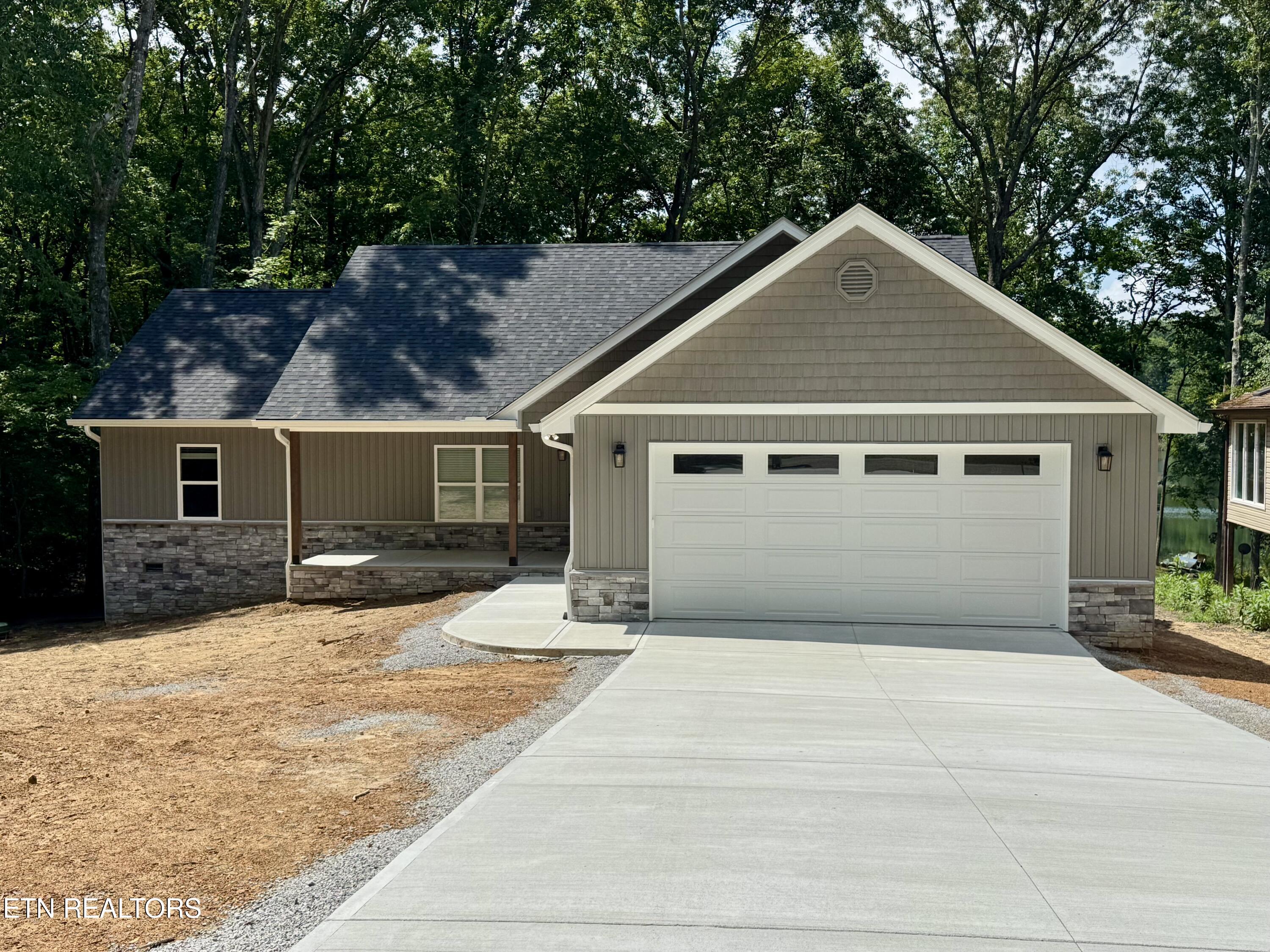 203 Dublin Lane — photo