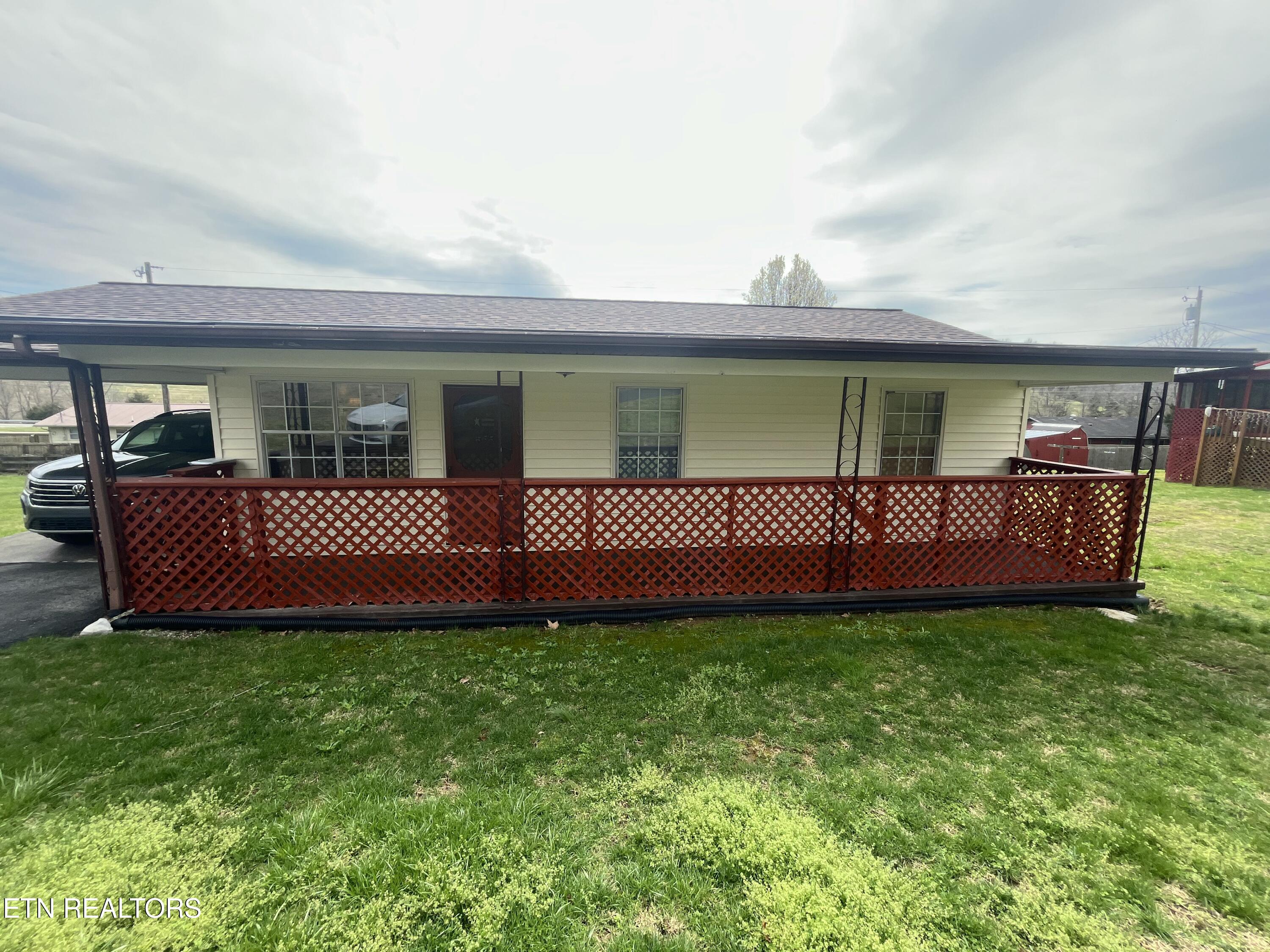 269 Warriors Path Rd, Ewing, VA 24248 — photo 2
