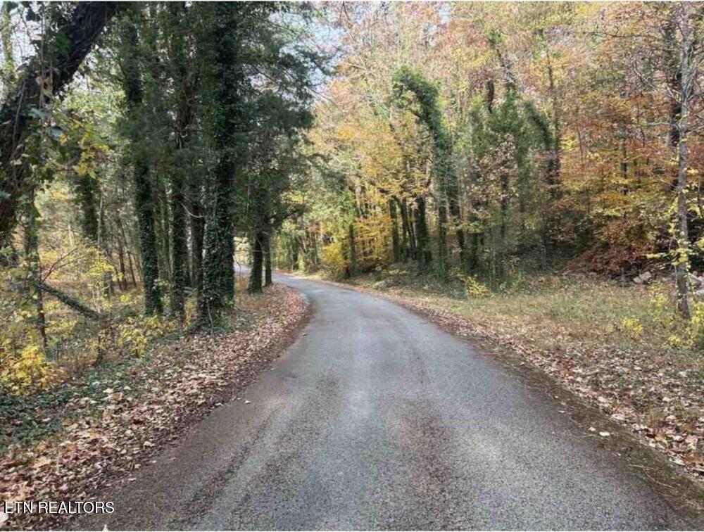 124 Rosenbalm Rd, Heiskell, TN 37754