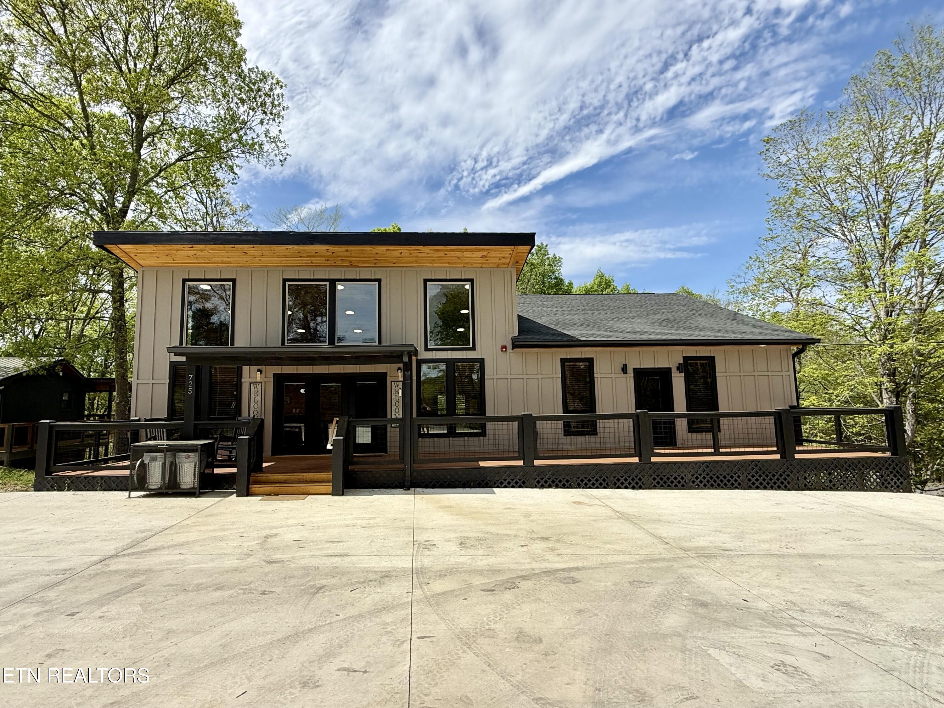 725 Timberlake — photo