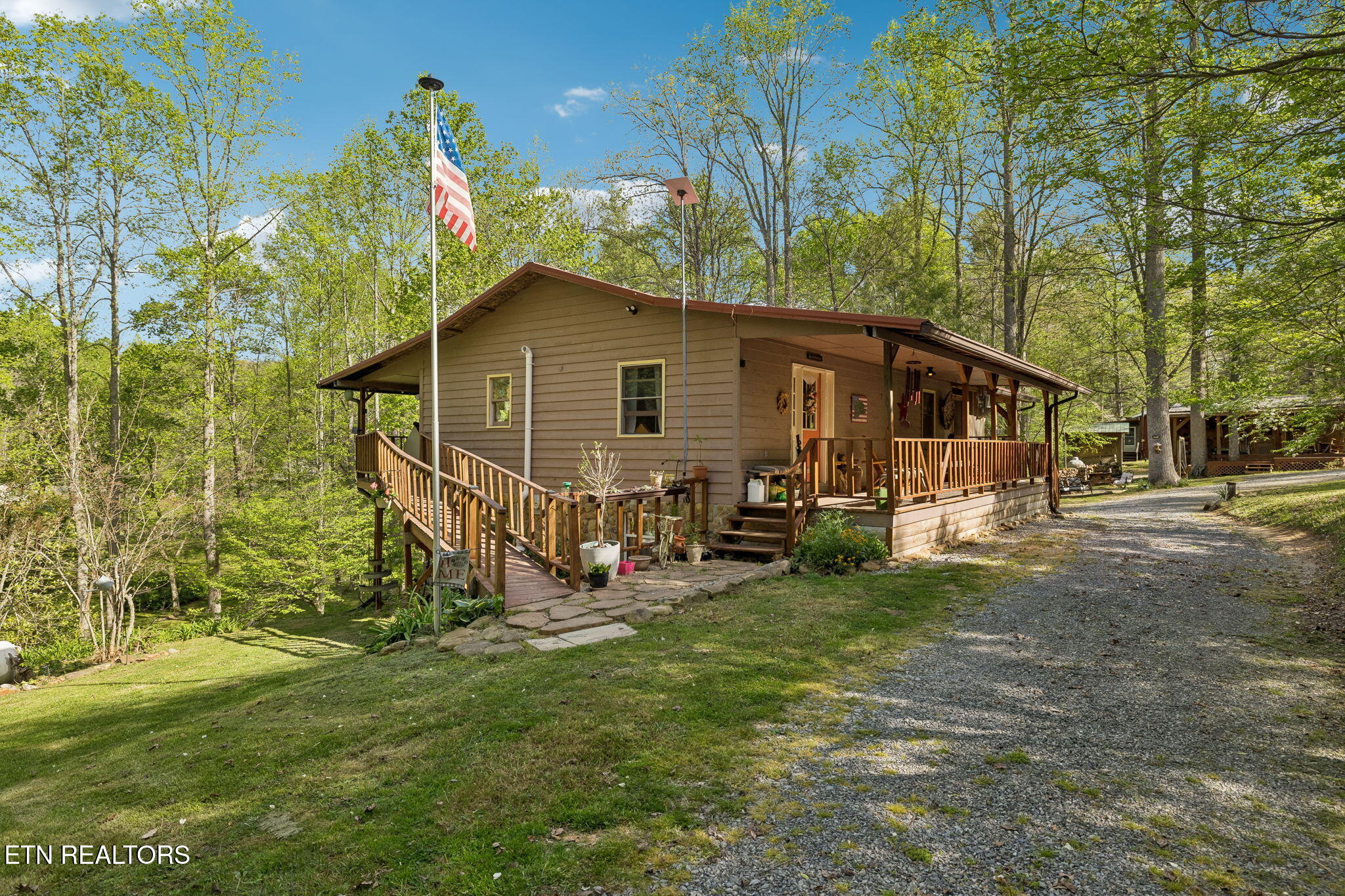 1532 Turkey Creek Rd — photo