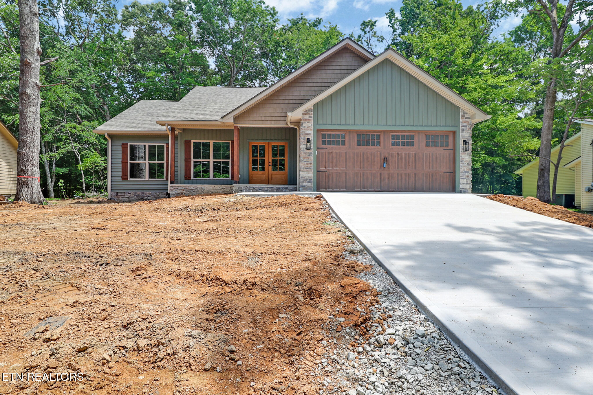 136 Pomeroy Drive — photo