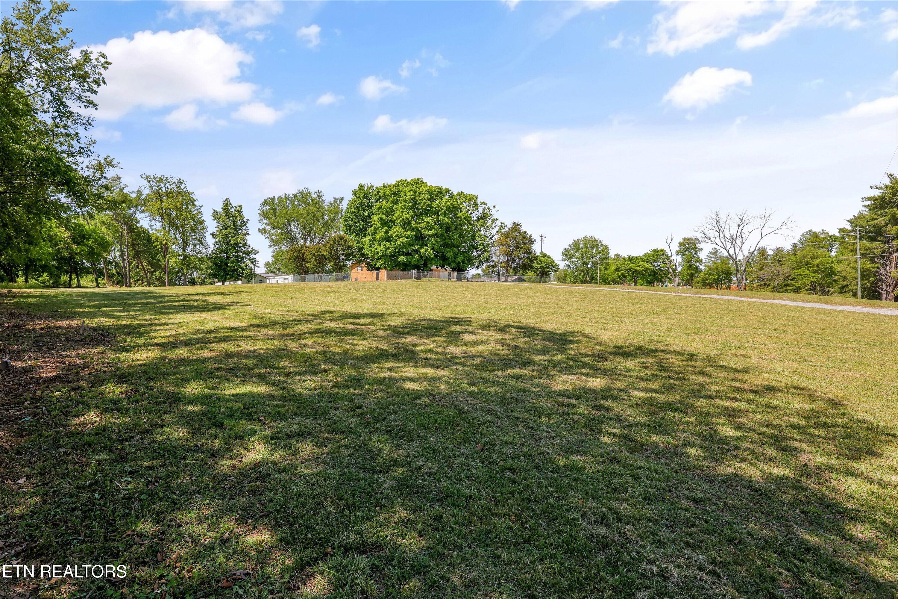 Gregory Rd, Greenback, TN 37742 — photo 2