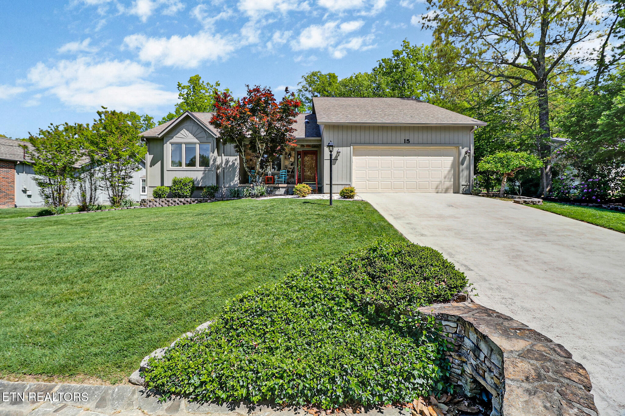 15 Kingsboro Lane — photo