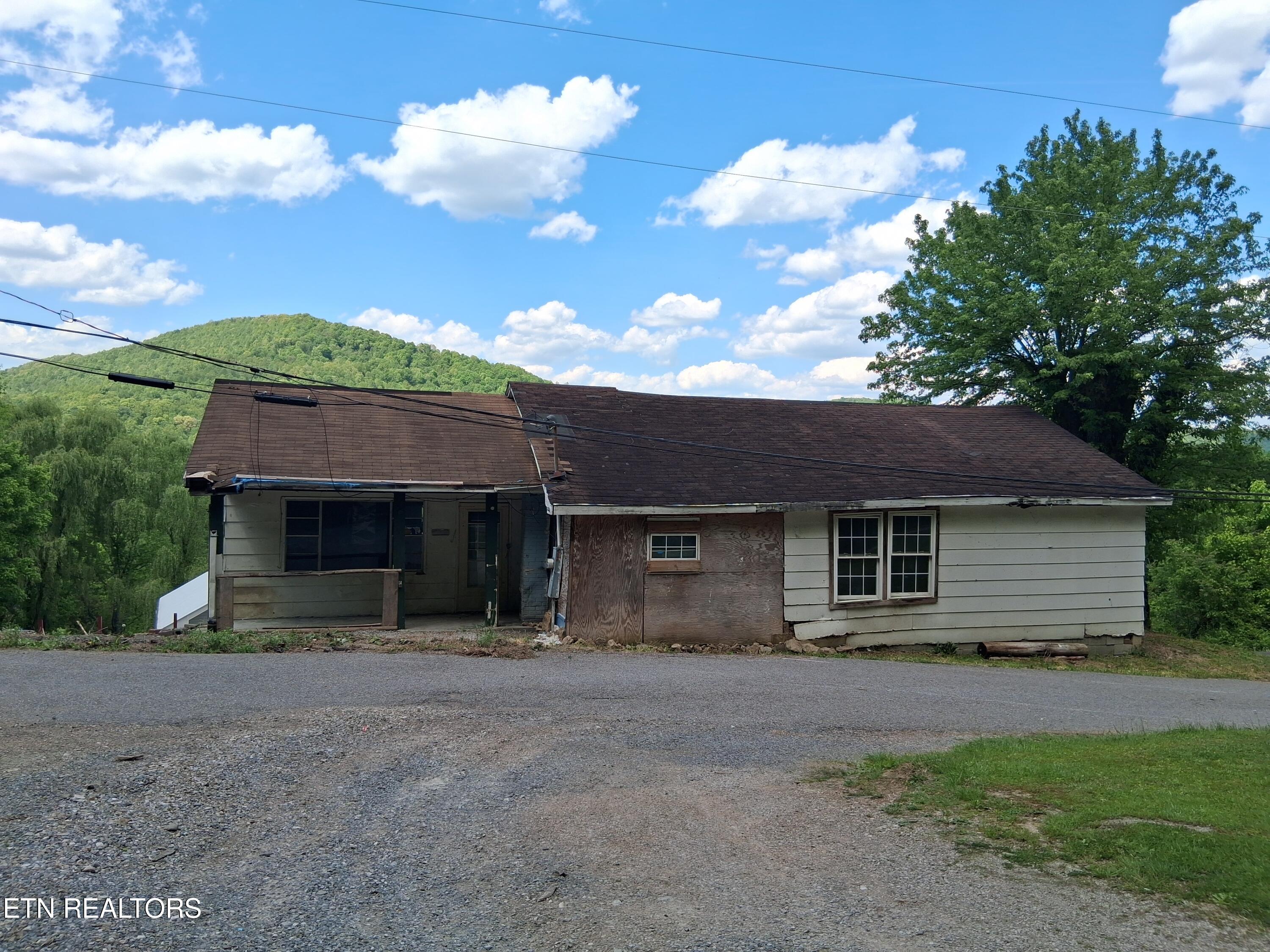 1732 Branam Hill Rd — photo