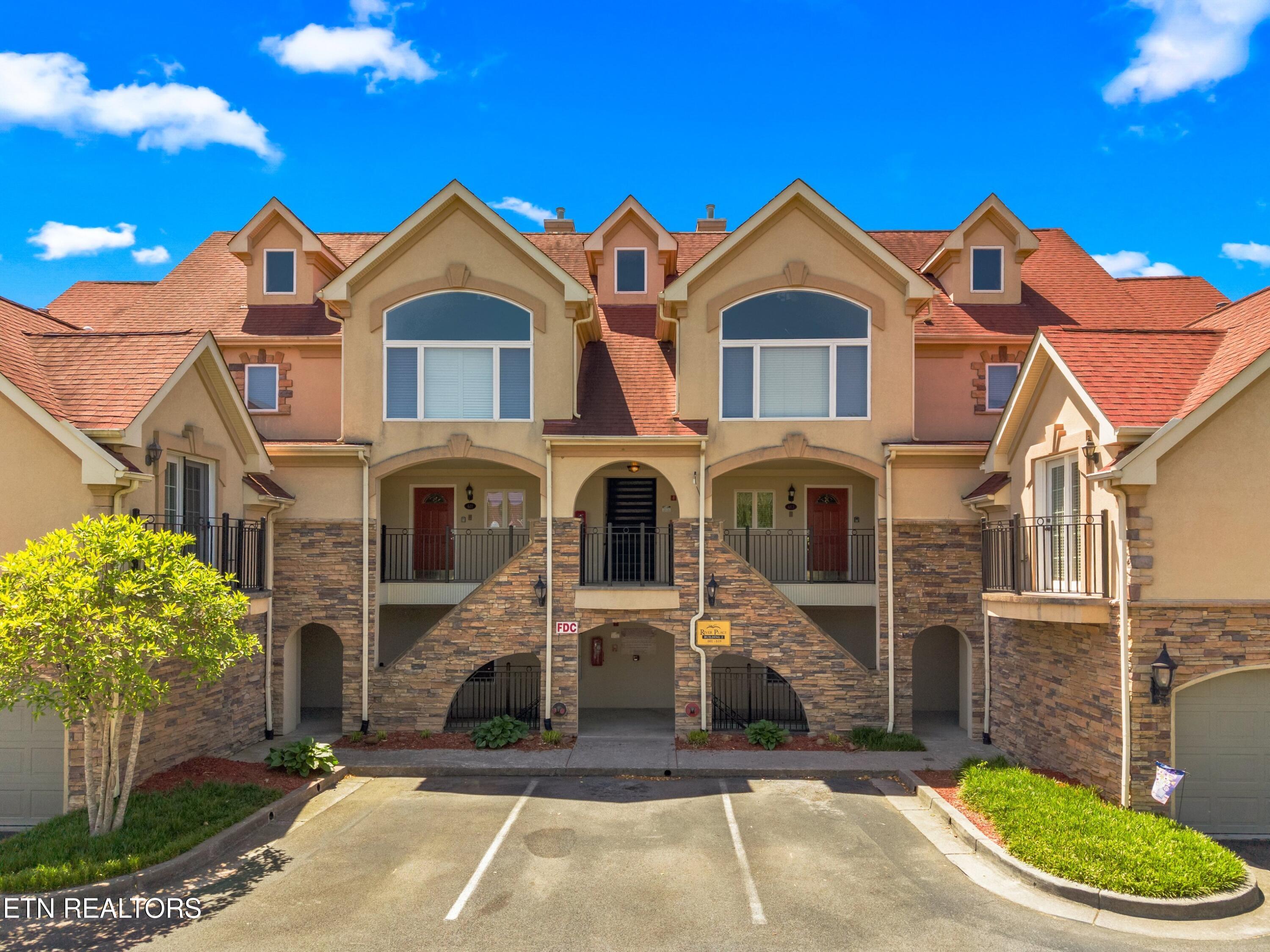601 River Place Way B101 — photo