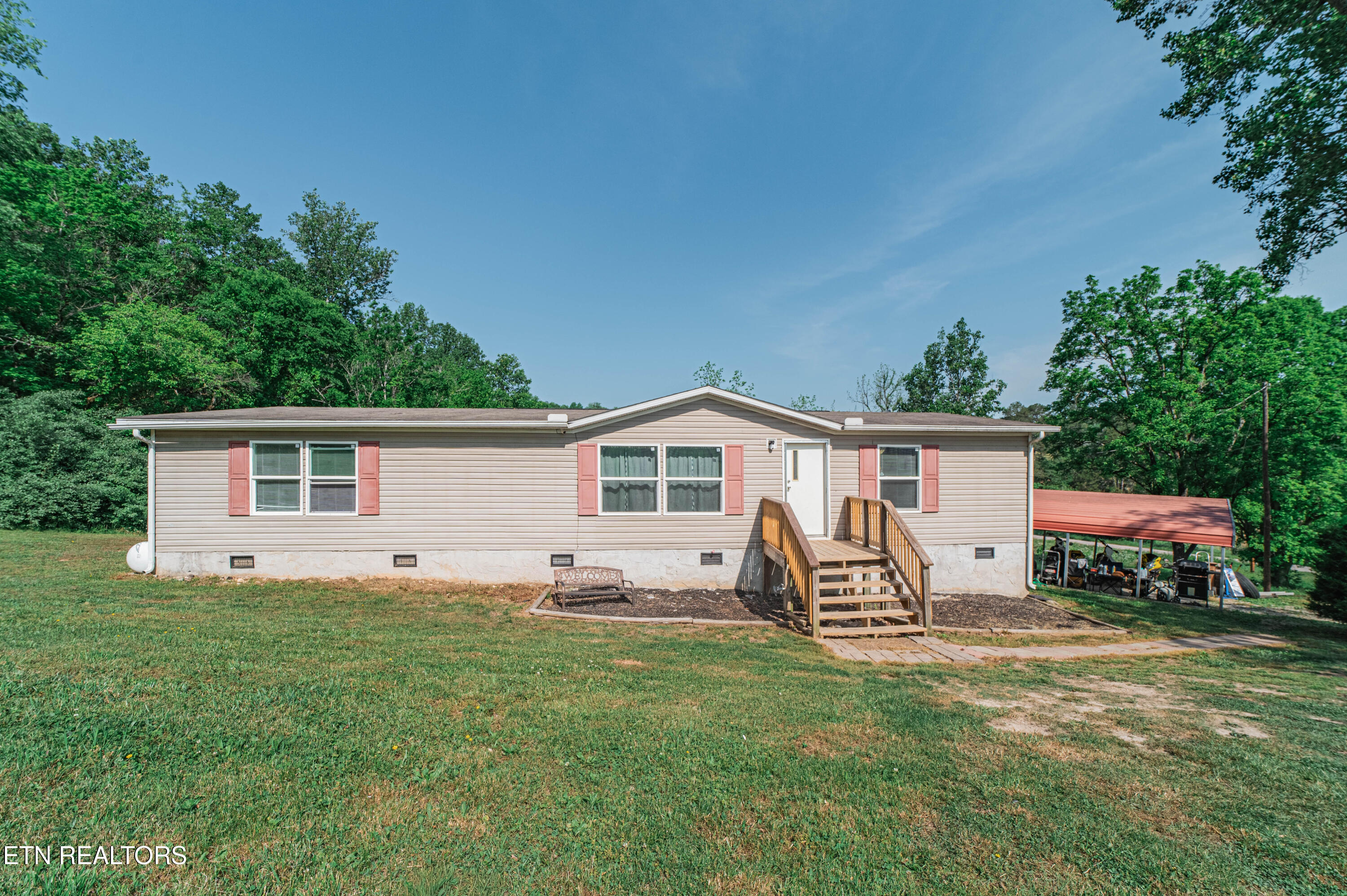 521 Old Poplar Springs Rd — photo