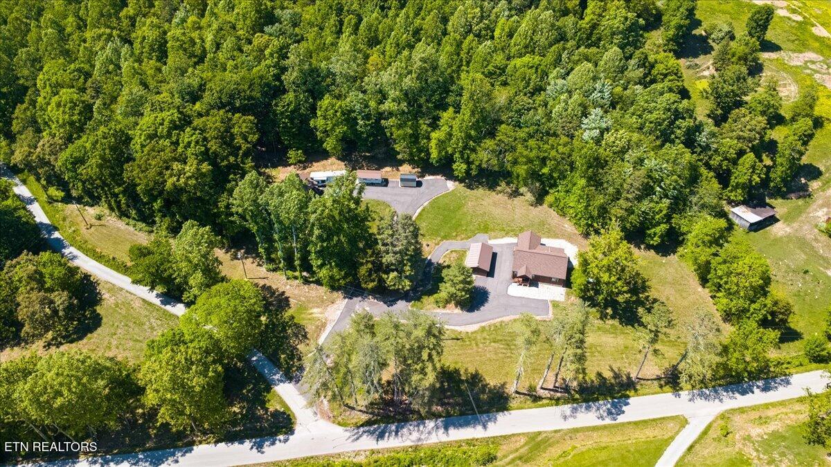 542 Whitman Hollow Rd — photo