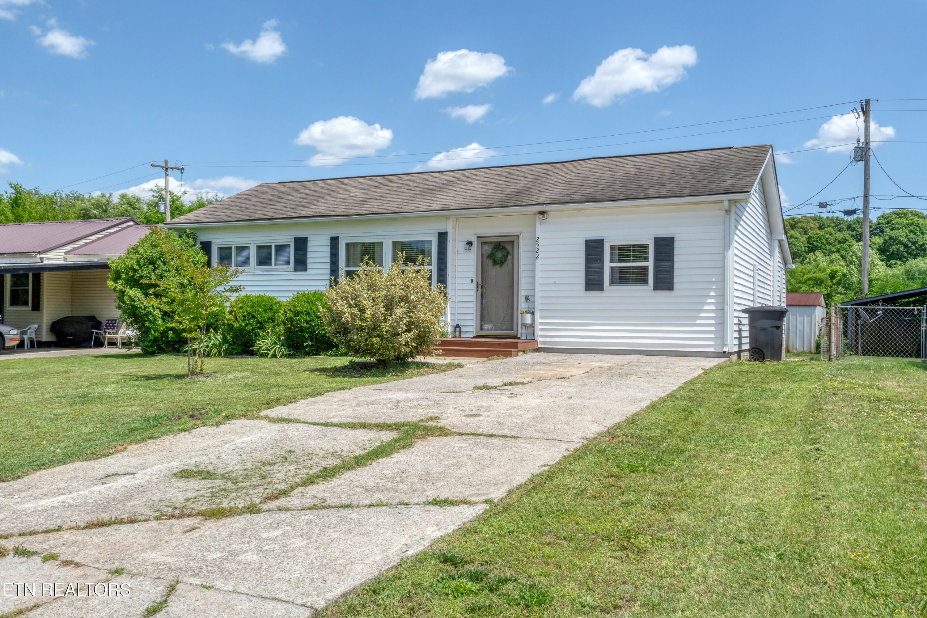 2522 Marshall St — photo