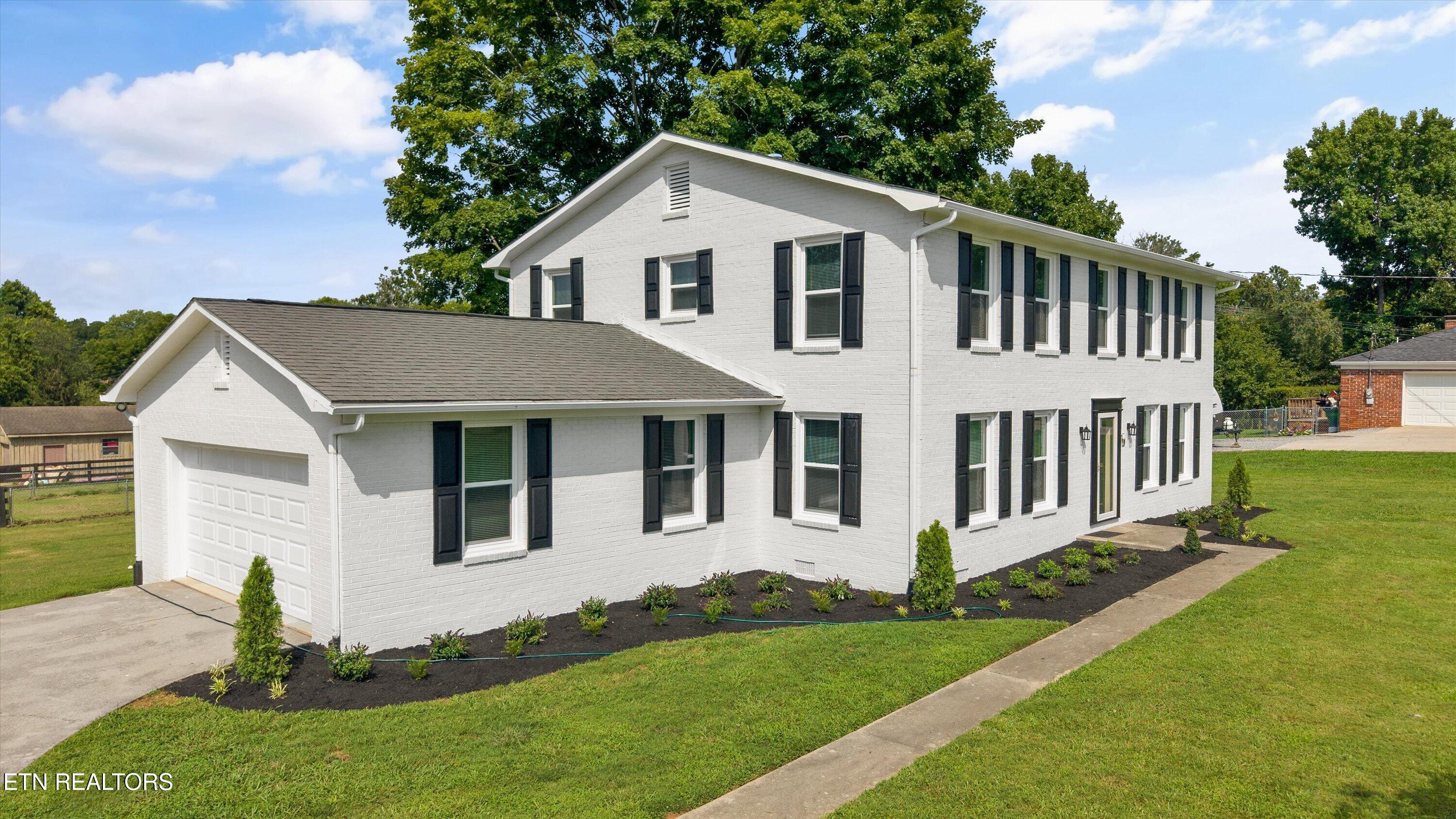 327 Kenmark Drive — photo