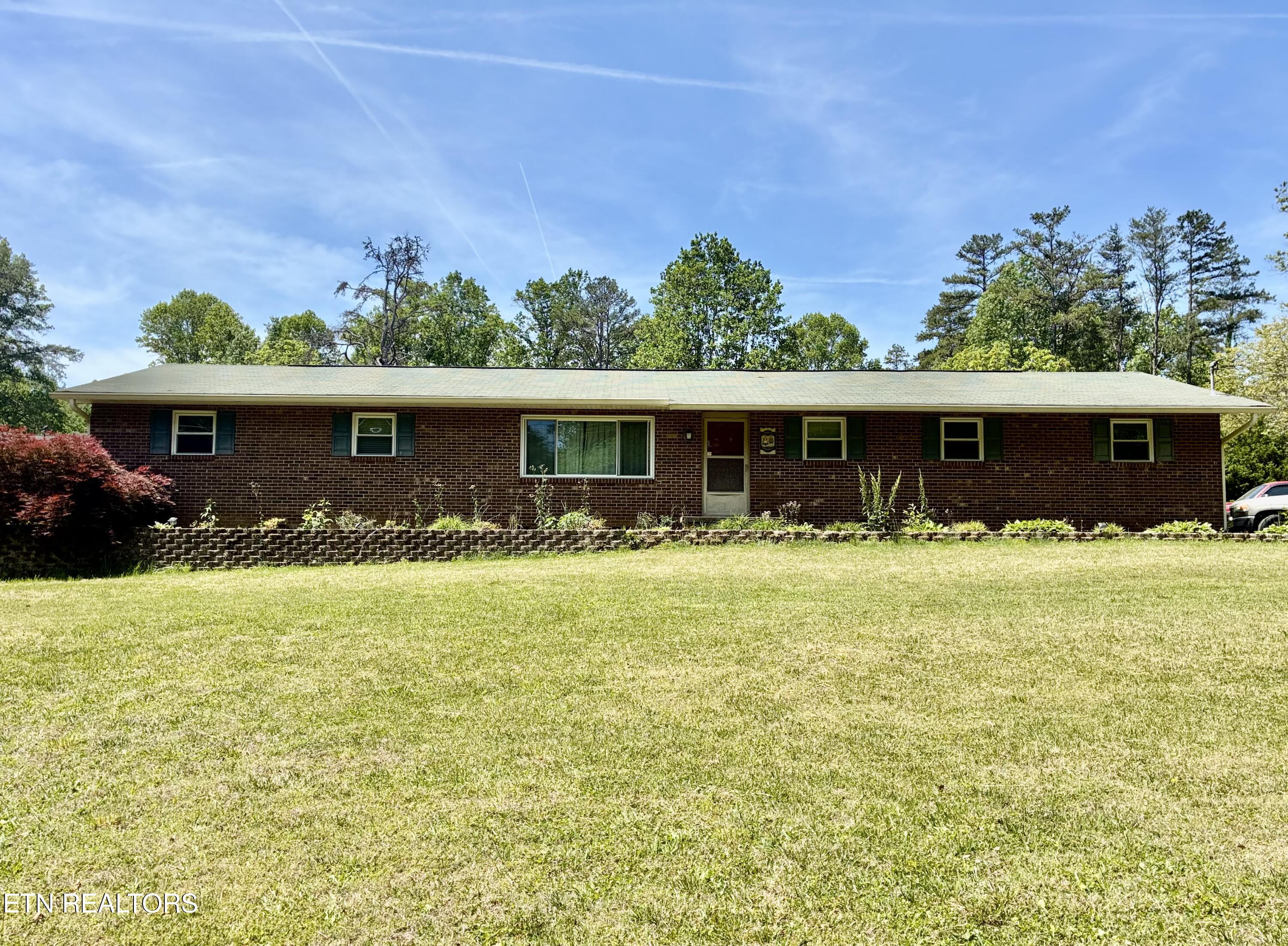 1513 N Campbell Station Rd — photo