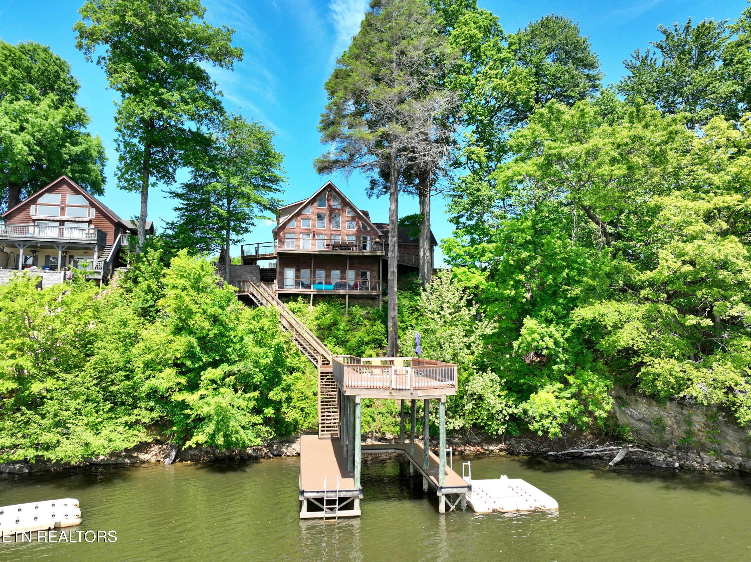 115 Dabbs Drive — photo
