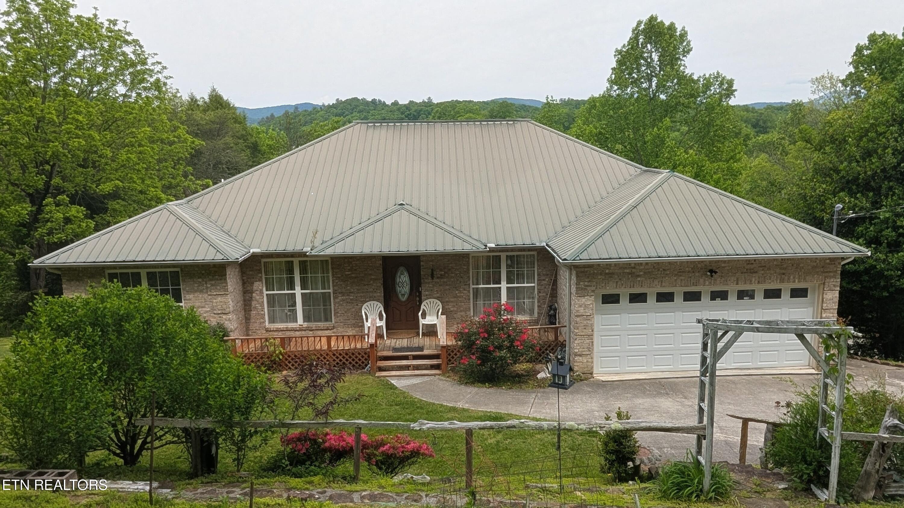777 Poplar Creek Rd — photo