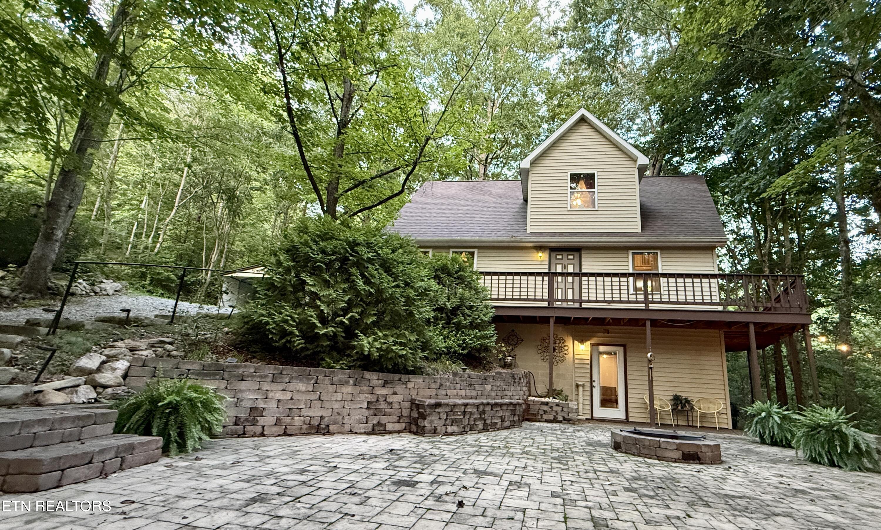 4039 Barb Hollow Rd — photo