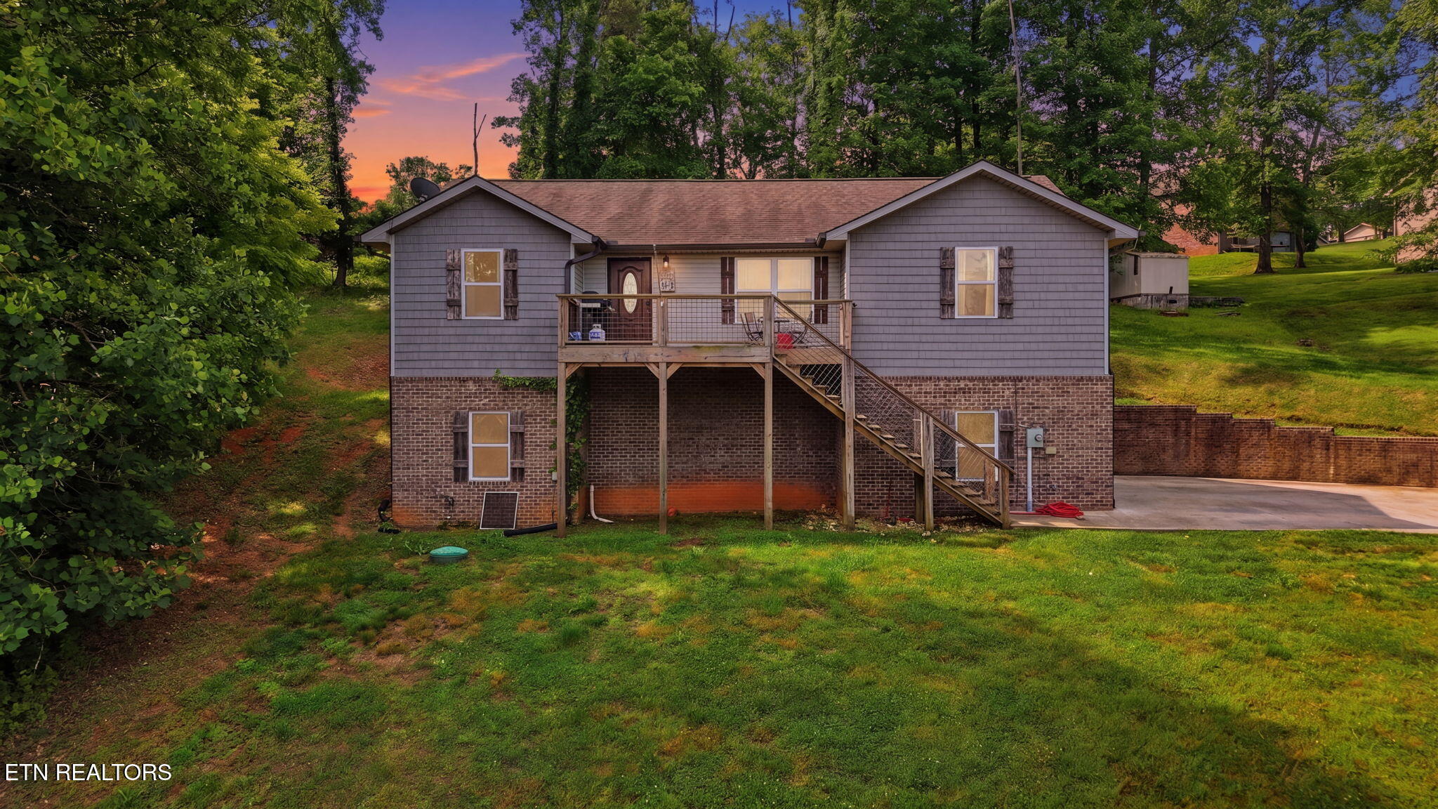 3259 River Pointe Circle — photo