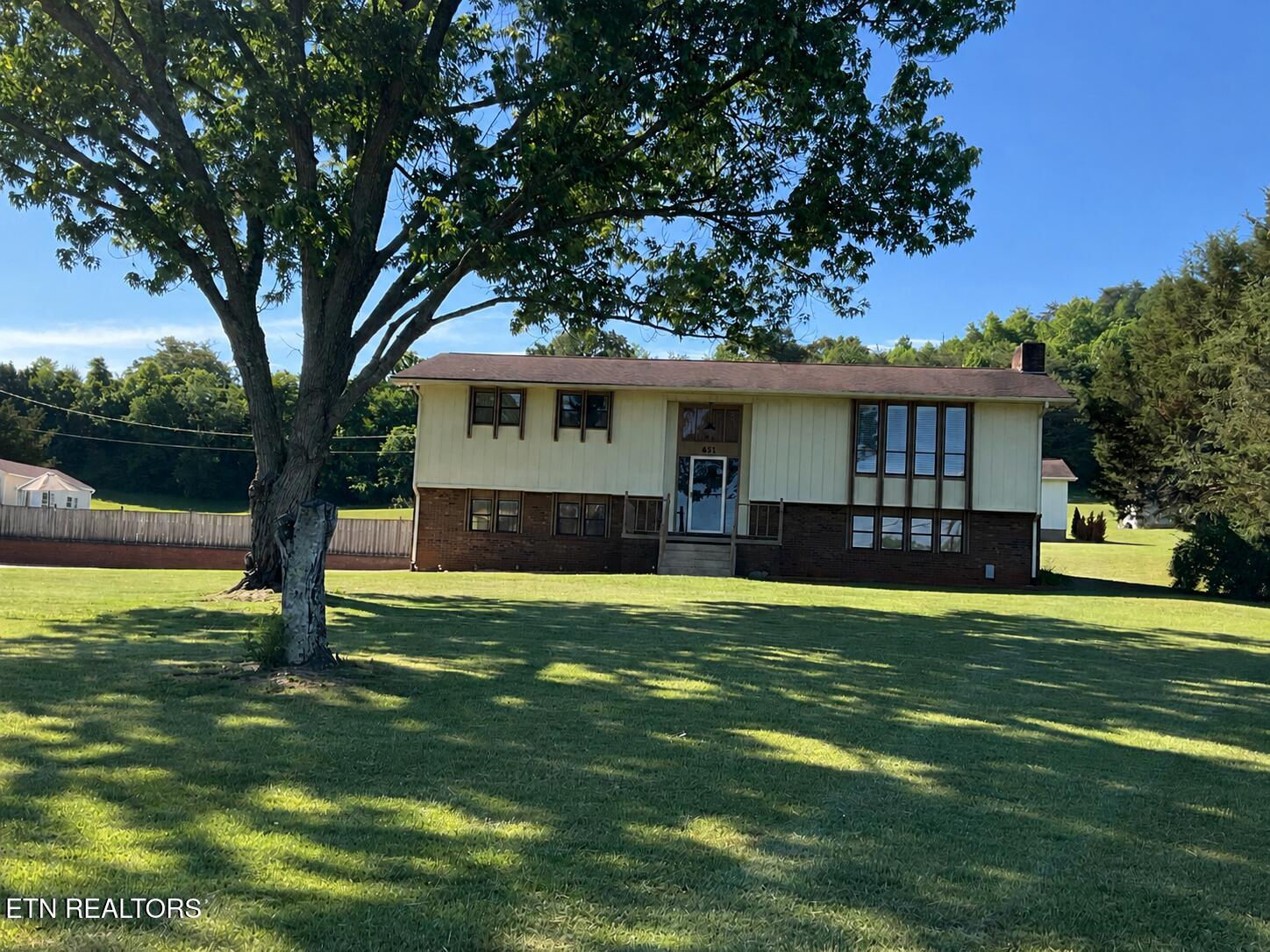 651 River Rd — photo