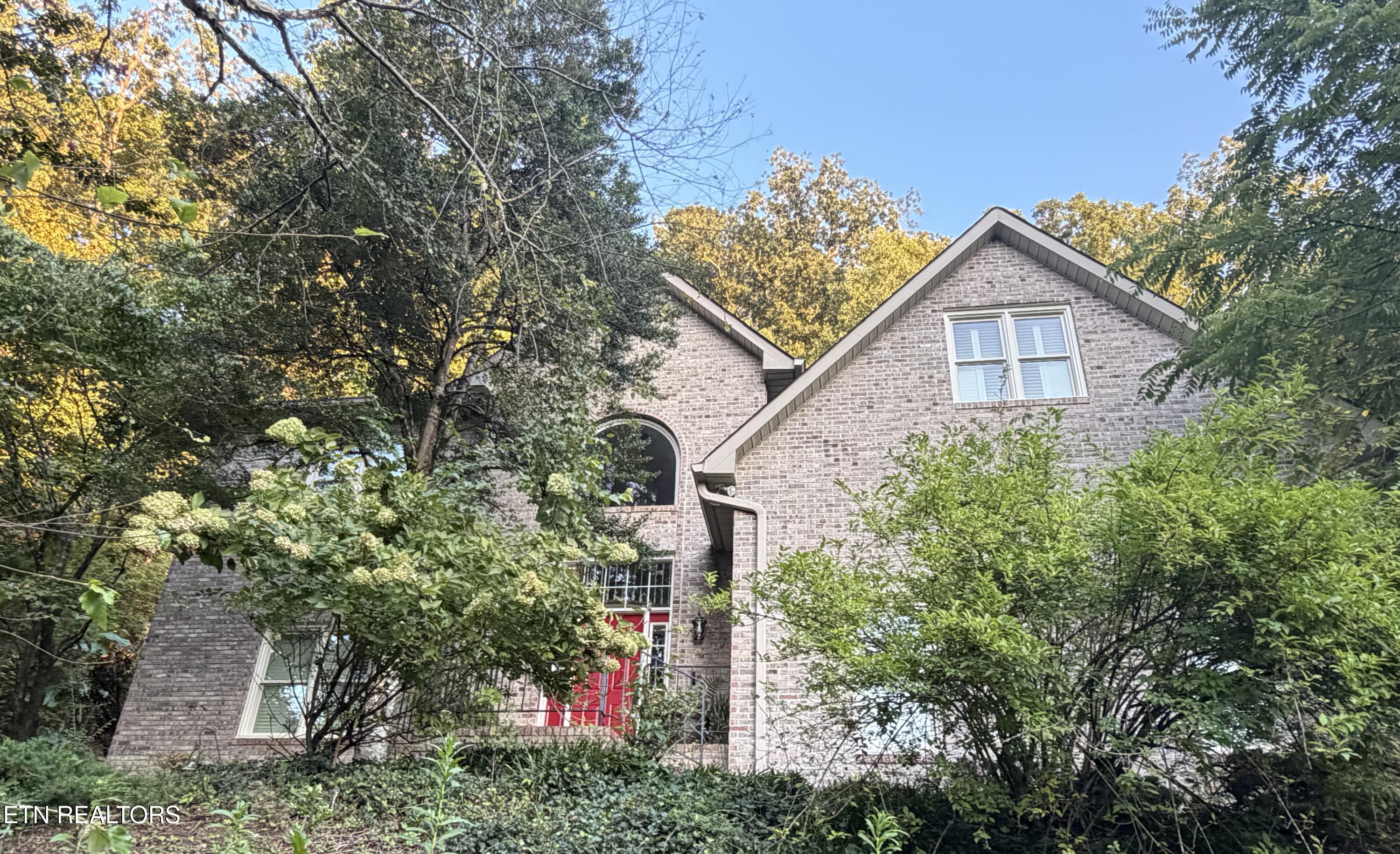 136 Baypath Drive — photo