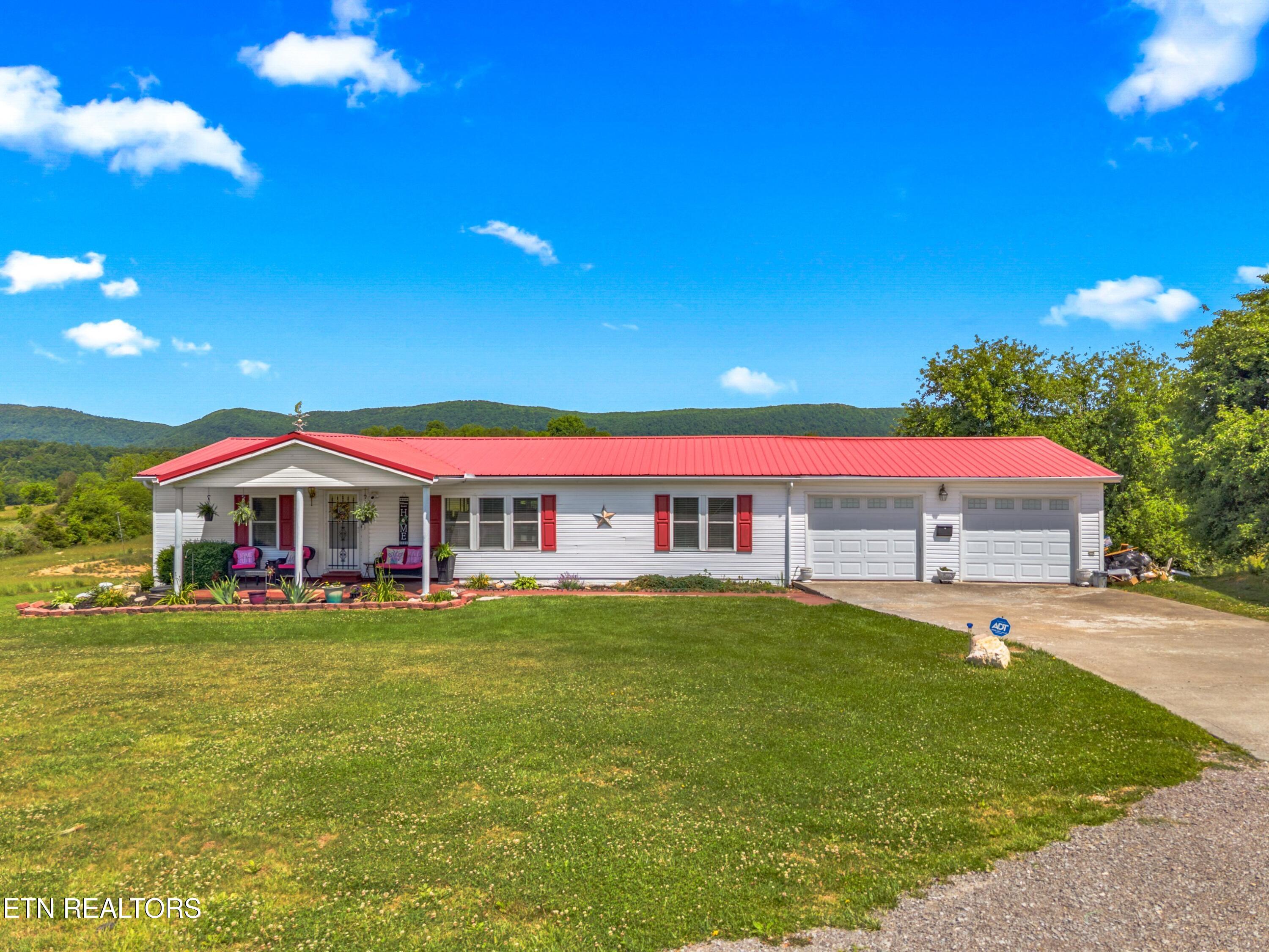 265 Leach Acres — photo