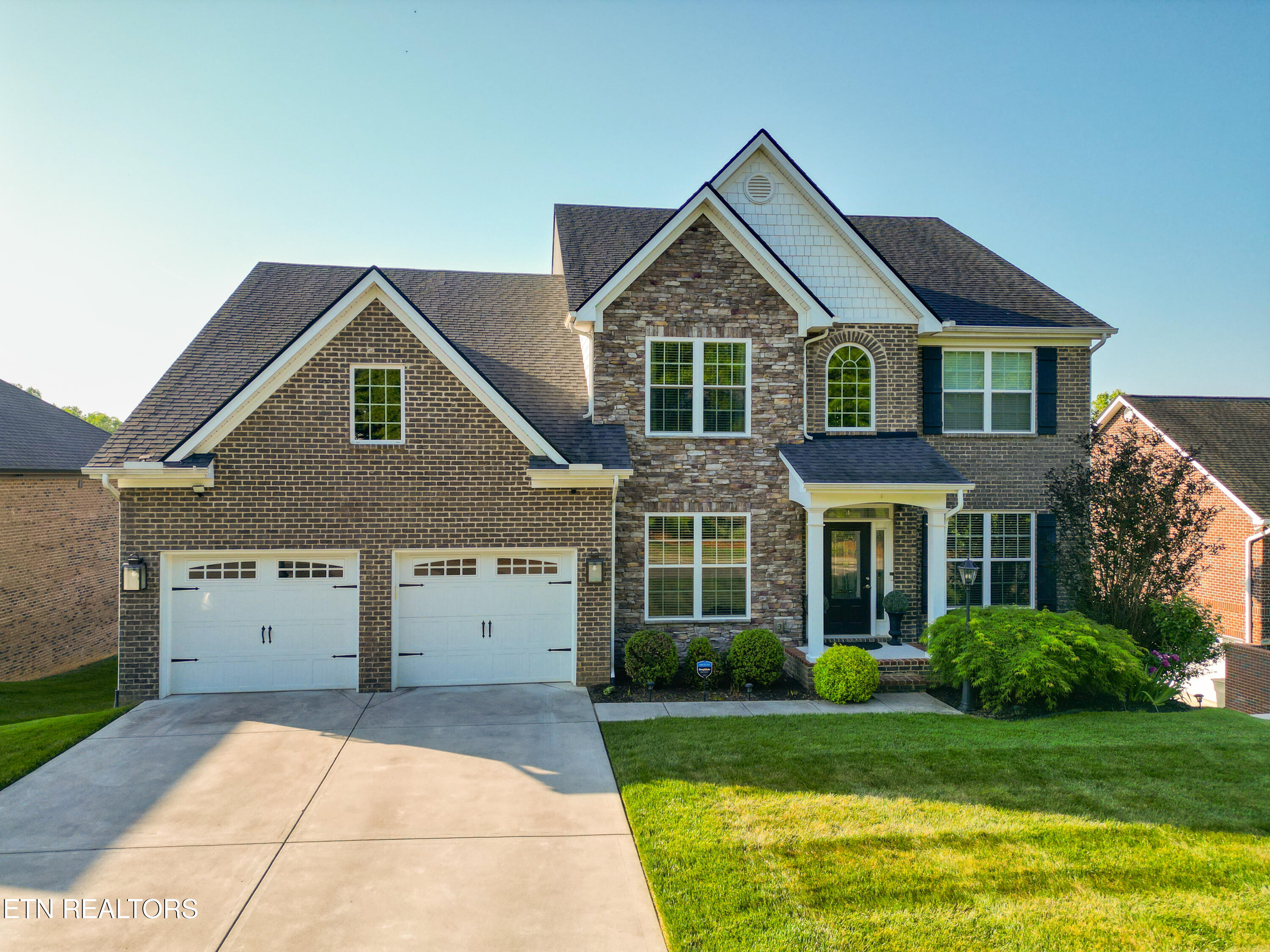 1027 Prince George Parish Drive — photo