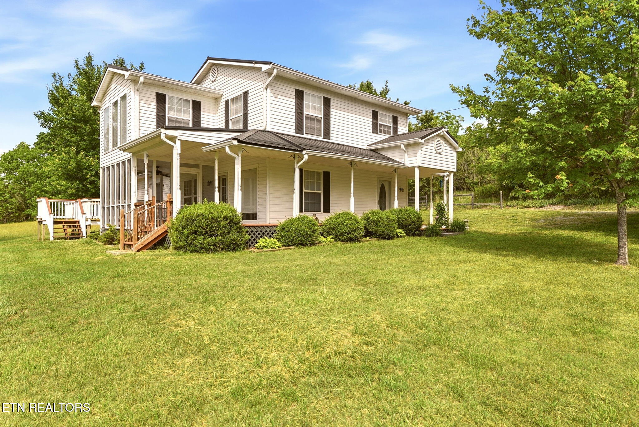 357 Neal Rd, Tazewell, TN 37879 — photo 2