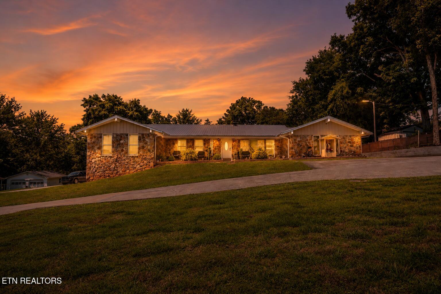 8023 Conner Rd, Powell, TN 37849 — photo 3