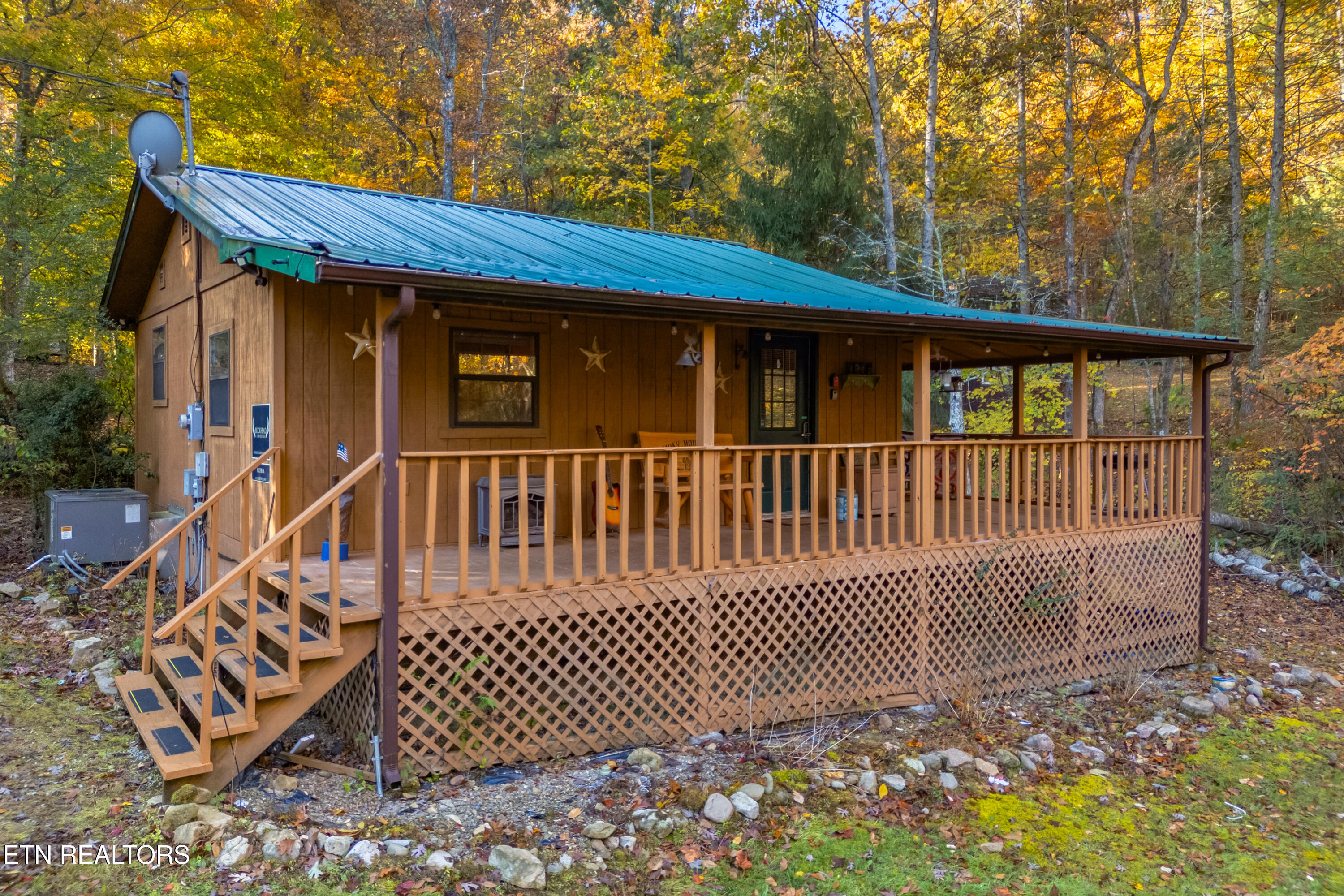3391 Laurelwood Rd — photo